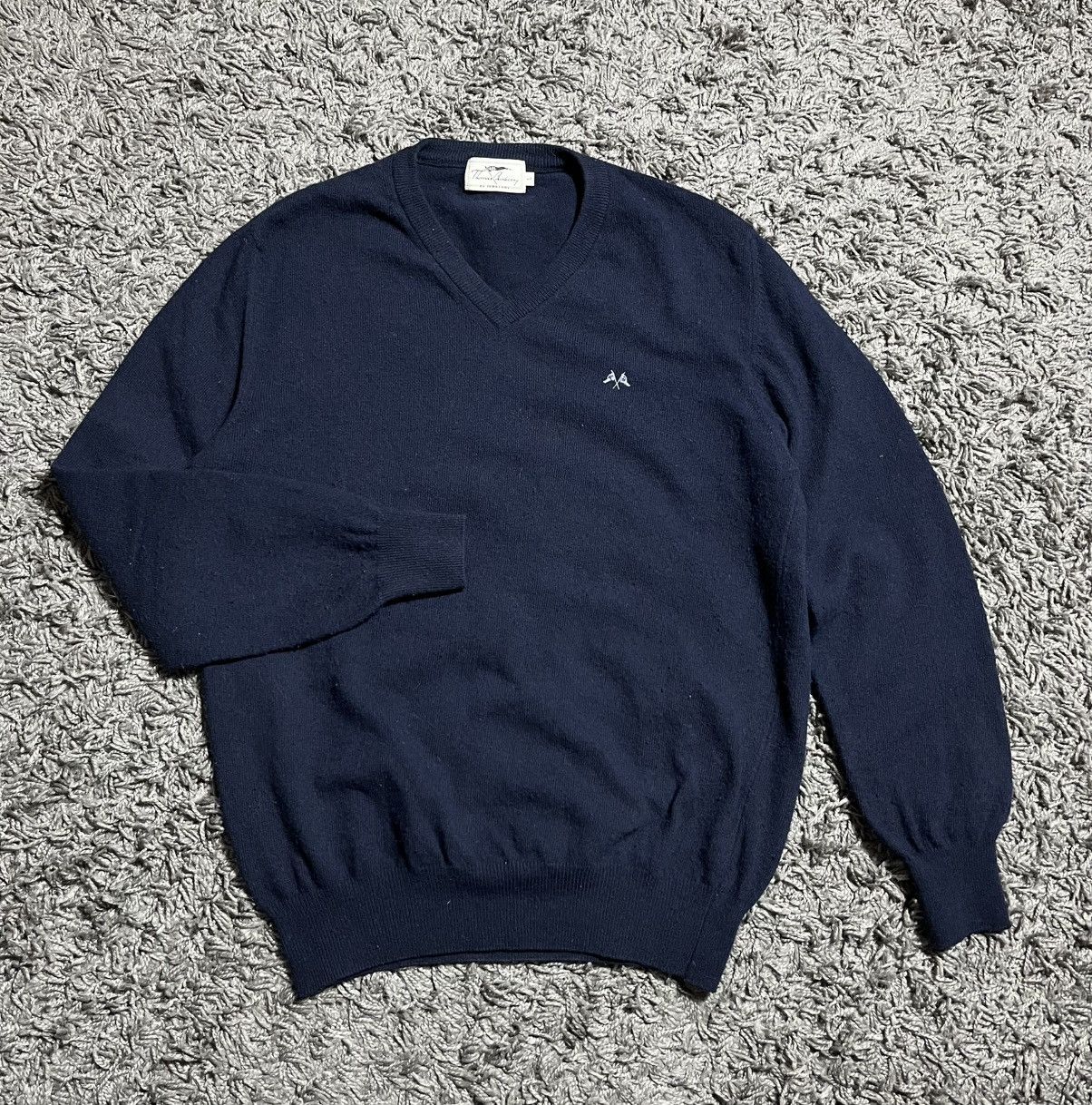 Burberry THOMAS BURBERRY WOOL V-THROAT BASIC SWEATER Size US L / EU 52-54 / 3 - 1 Thumbnail