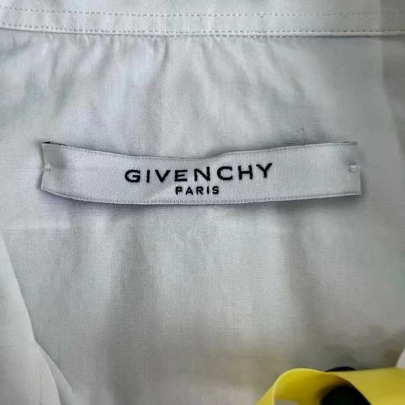 Givenchy Givenchy Solid Color Logo Badge Casual Long Sleeve Shirt Size US S / EU 44-46 / 1 - 3 Thumbnail