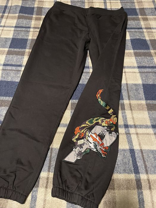 Palace XL Palace Dragon Sweatpants | Grailed