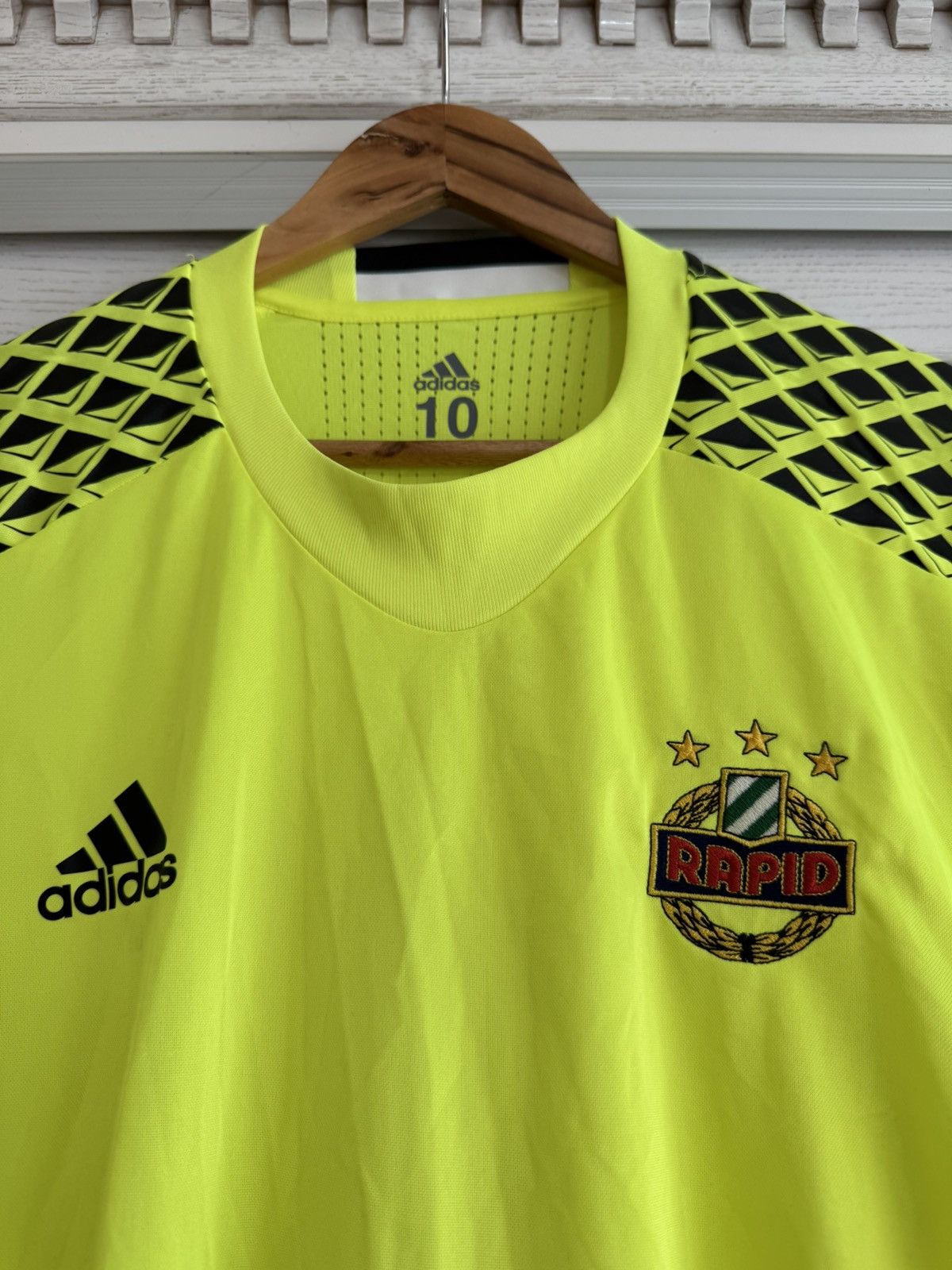 Adidas Rapid Wien 2016-2017 Player Issue Goalkeeper Jersey Soccer Size US L / EU 52-54 / 3 - 6 Thumbnail