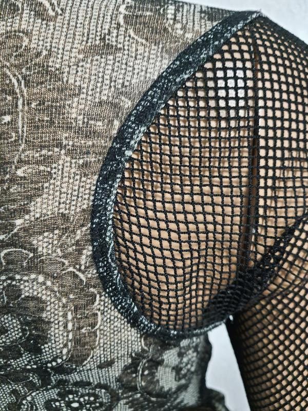 Designer Designer Mesh Longsleeve with Fishnet sleeves sz S Piena Size S / US 4 / IT 40 - 4 Thumbnail