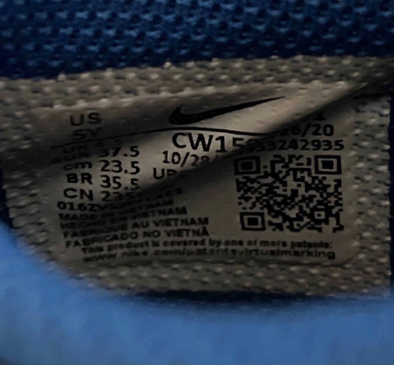 Nike NIKE • Dunk Low GS "2021 Hyper Cobalt" (5M) Size US 5 / EU 37 - 4 Thumbnail