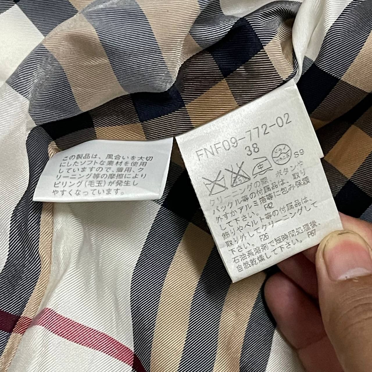 Burberry Vintage Burberry Blue Label Nova Check Wool Coat Size S / US 4 / IT 40 - 9 Thumbnail