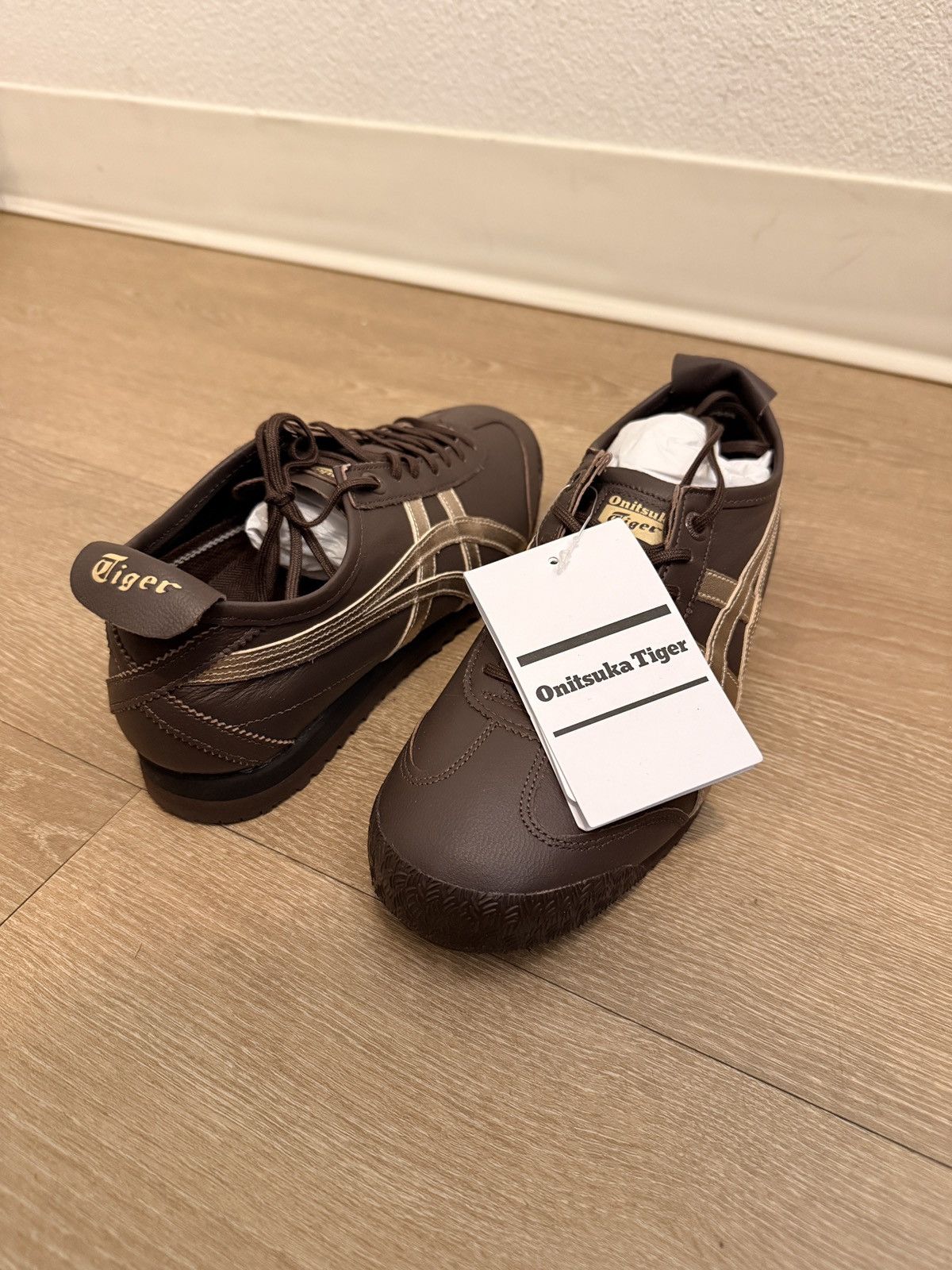 Onitsuka Tiger Onitsuka Tiger Mexico 66 SD ‘Licorice Brown Champagne’ Size US 4.5 / IT 34.5 - 2 Thumbnail