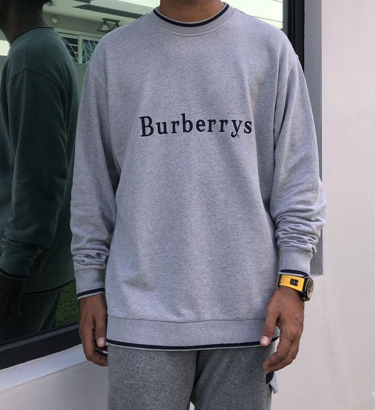 Burberry Burberrys Embroidery Logo Grey Sweatshirts Size US M / EU 48-50 / 2 - 1 Thumbnail