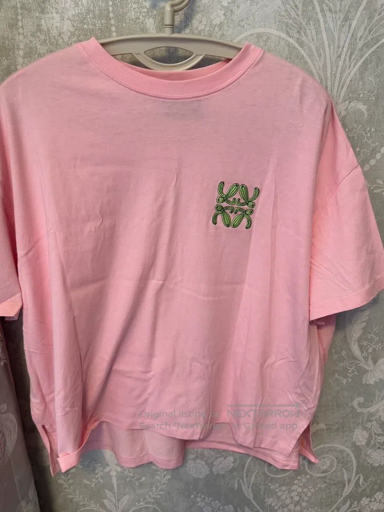 Loewe Loewe Pink Short Sleeve T-Shirt Size S / US 4 / IT 40 - 1 Thumbnail