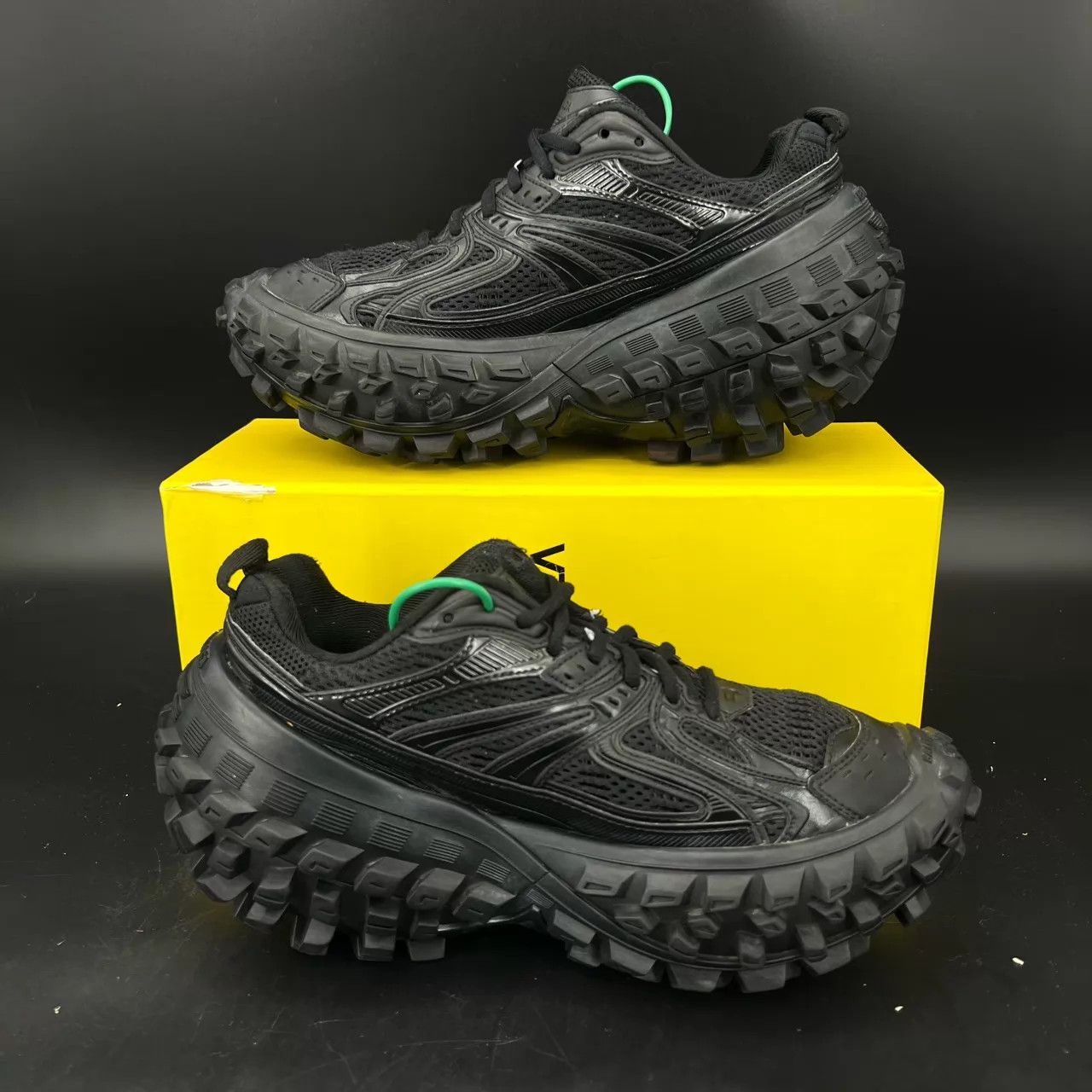 Balenciaga Balenciaga Triple S Women's 38 Black Like New Original Box Size US 8 / IT 38 - 2 Thumbnail