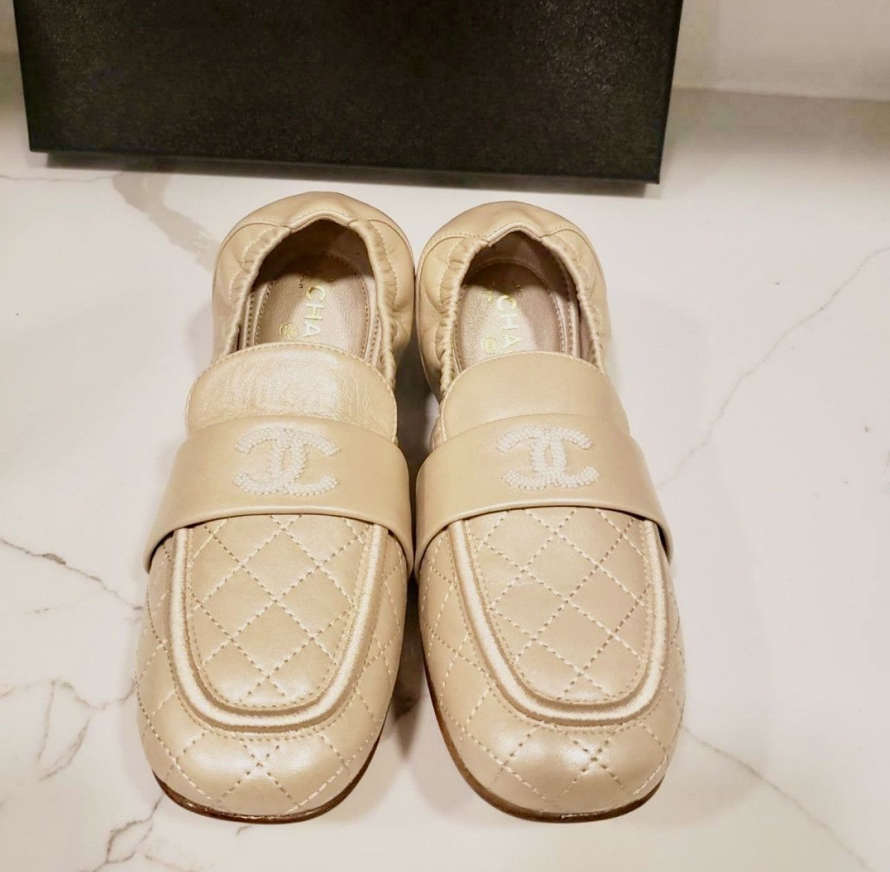 Chanel Chanel leather flats Size US 6 / IT 36 - 1 Thumbnail
