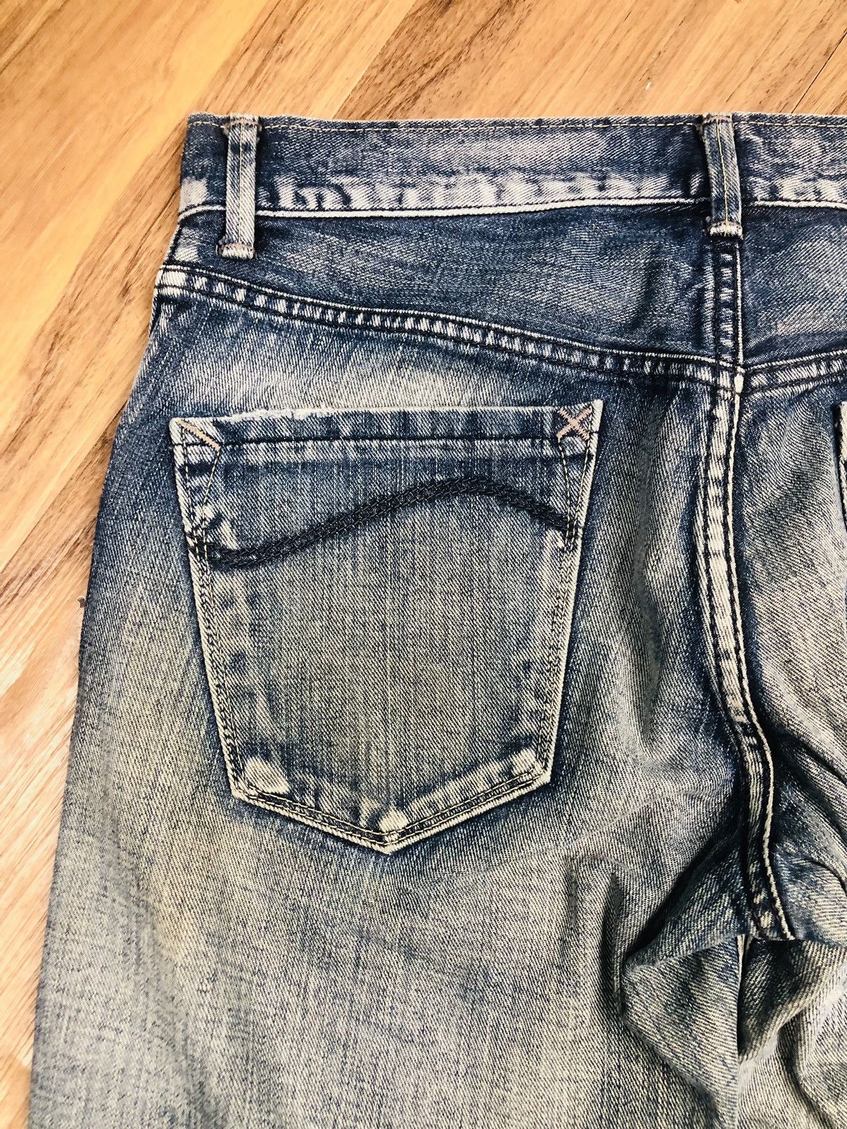Lee Lee Riders LM3511 Japanese Distressed Jeans (38) Size US 33 - 16 Thumbnail