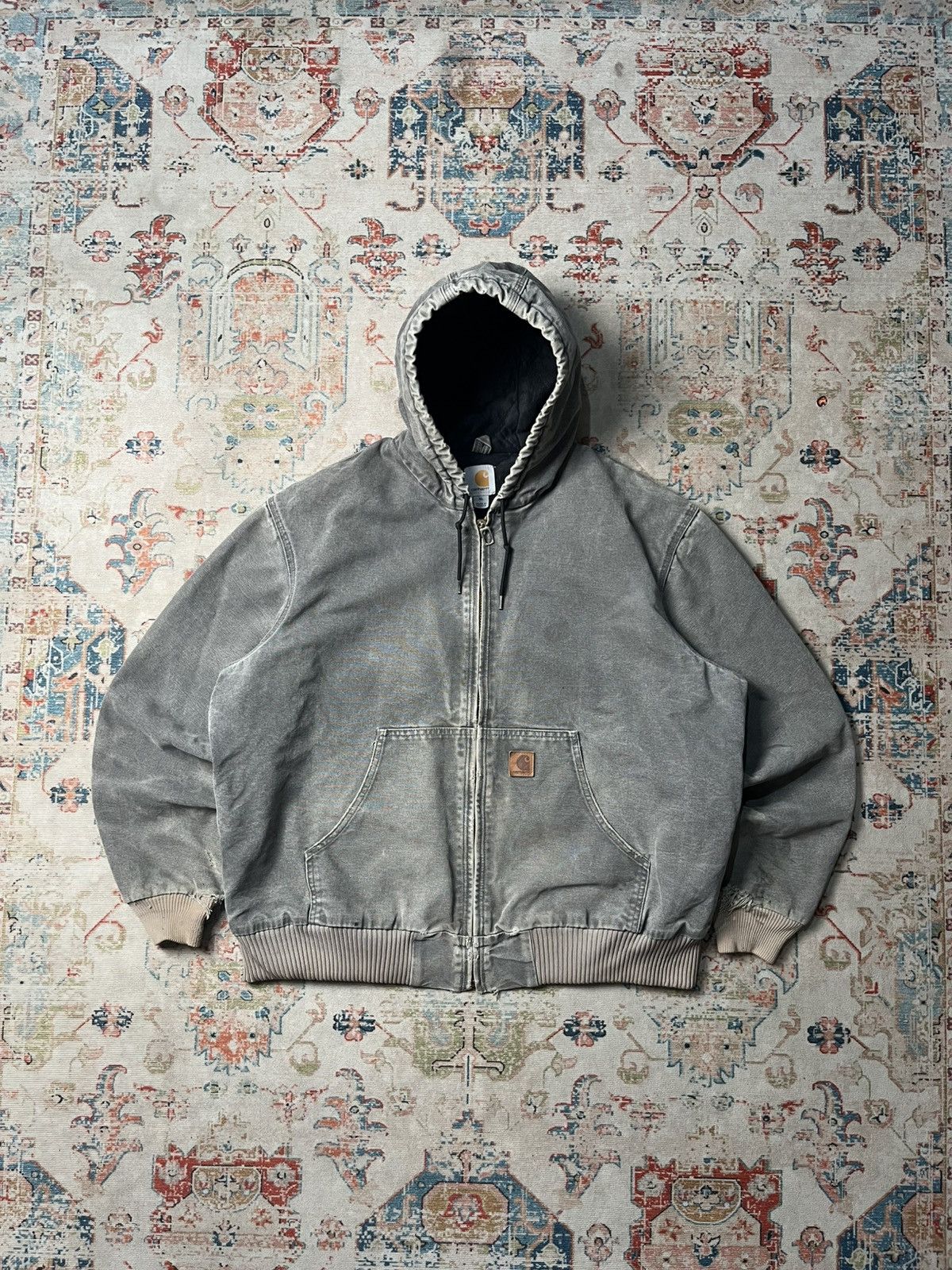 Carhartt Vintage Thrashed Carhartt J130GVL Active Jacket Gravel Grey Size US XL / EU 56 / 4 - 1 Thumbnail