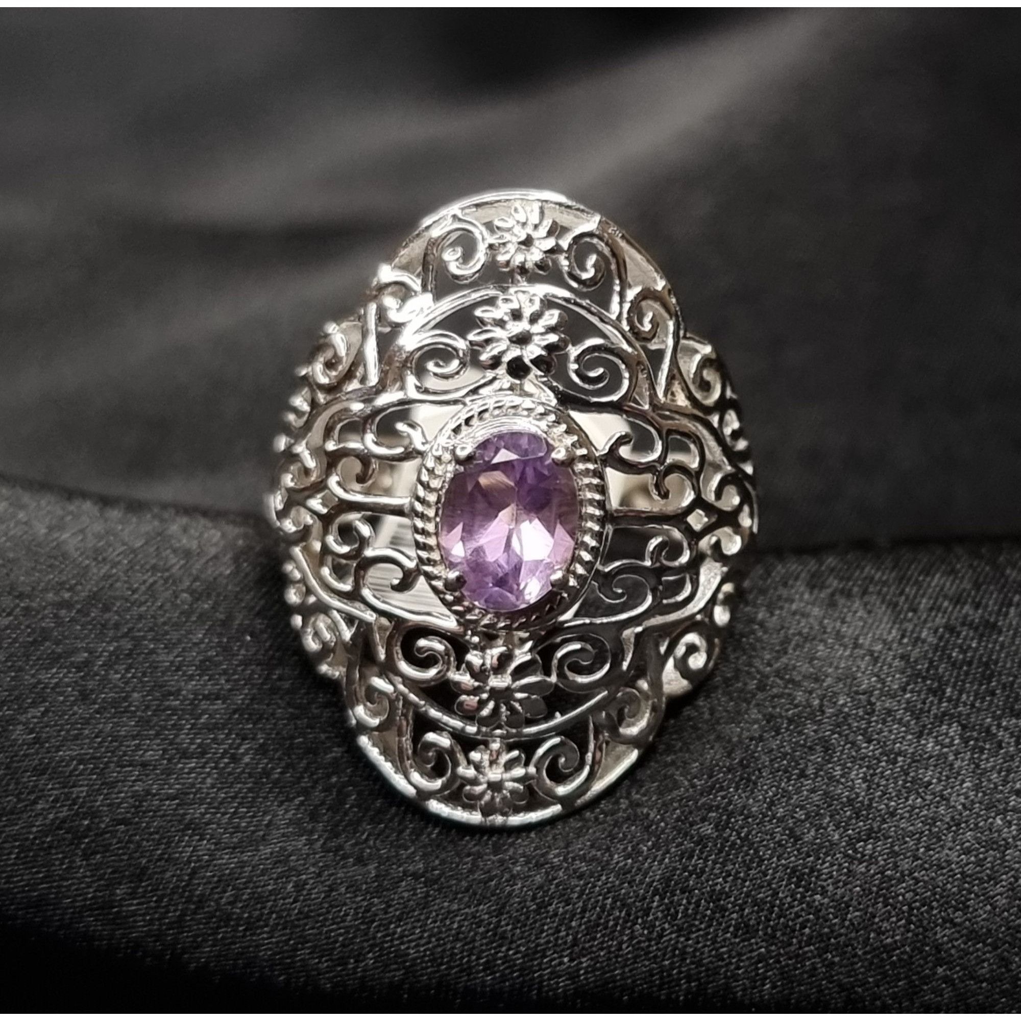 Vintage Sterling Silver 925 Filigree Ring With Oval Amethyst Gemston Size ONE SIZE - 3 Thumbnail