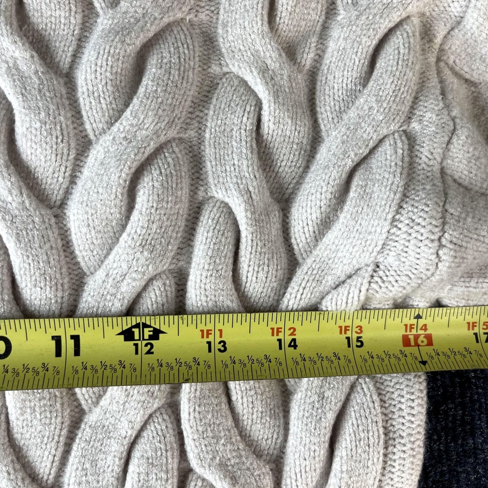 Vintage PHILOSOPHY Sweater Womens Small Beige Cable Knit Crewneck Pullover Chunky Size S / US 4 / IT 40 - 5 Thumbnail