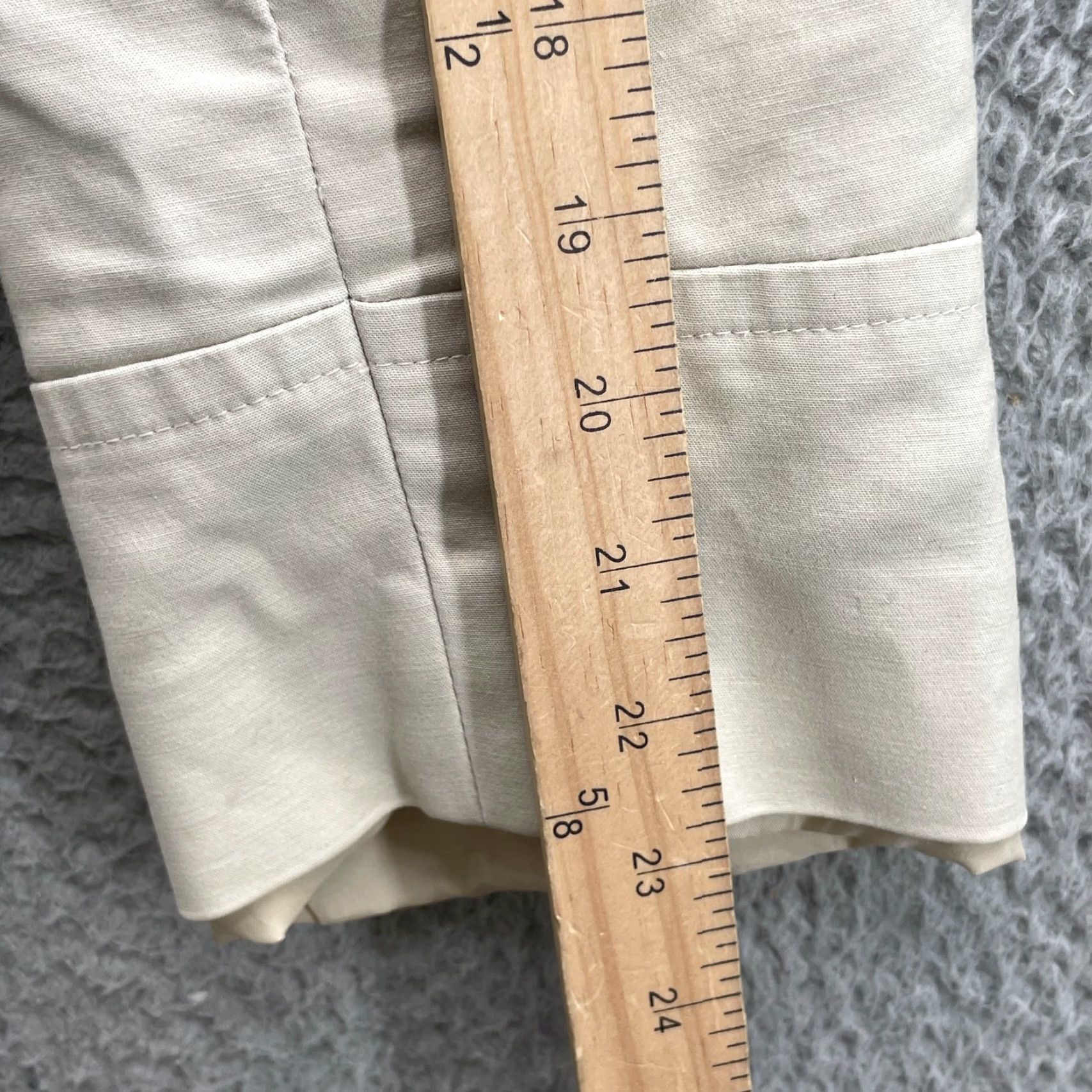 **Calvin Klein Canvas Coat Womens Large Beige Hooded Preppy Casual** User: **Calvin Klein Large Beige Hooded Canvas Coat Women's Preppy Casual**