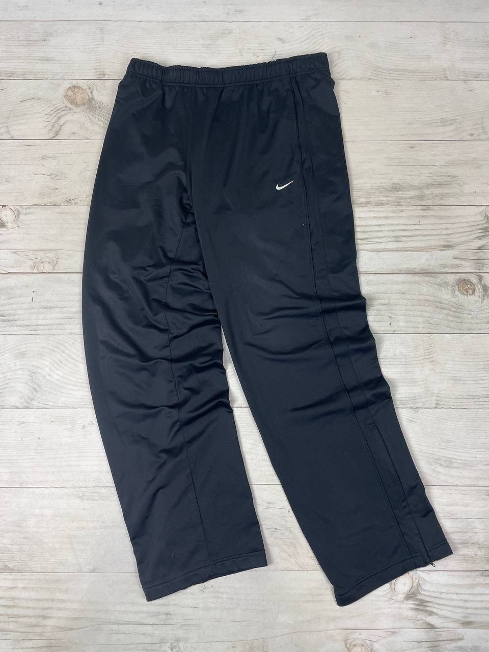 Nike Vintage Nike Sweatpants Baggy Joggers Swoosh 00s Drill Size US 34 / EU 50 - 1 Thumbnail