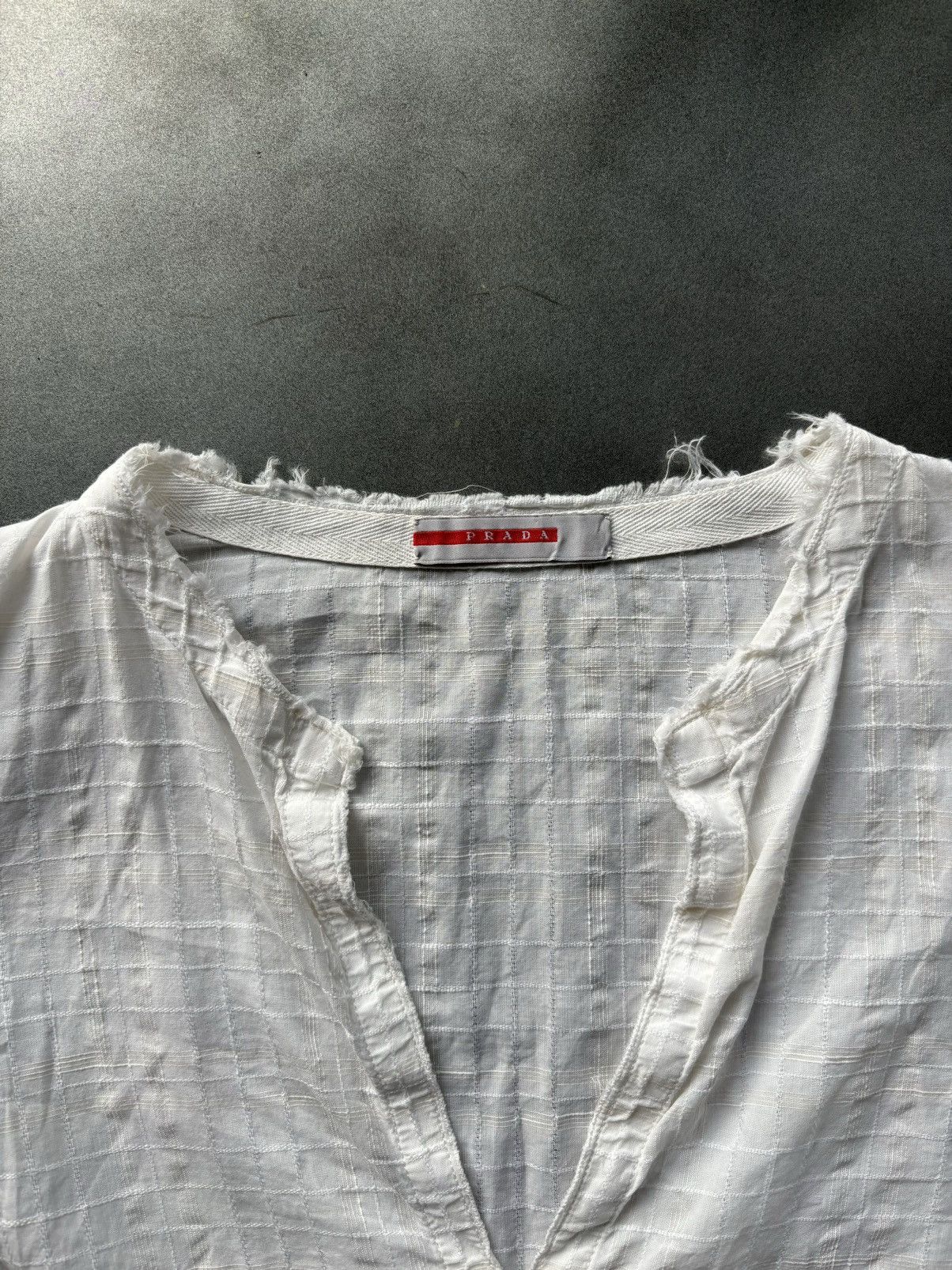 Prada 2000s Prada Sport Shirt Vintage Linen Cotton Sheer Zipper 40 Size S / US 4 / IT 40 - 6 Thumbnail