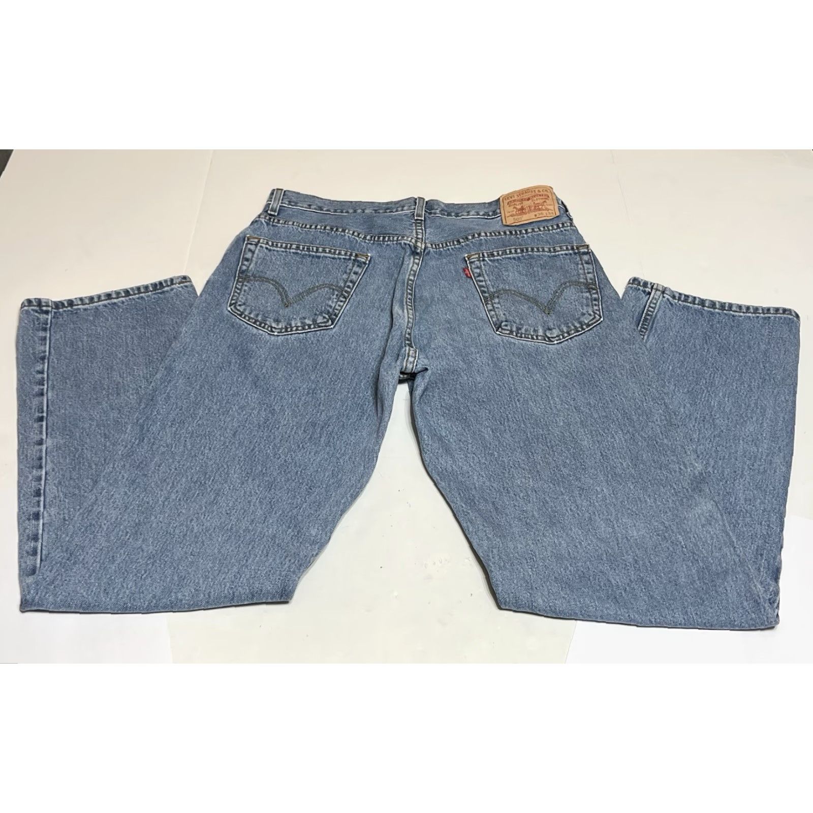 Levi's VINTAGE Levi's Jeans Mens 505 Straight Denim Blue 34x33 34x34 High Rise Grunge Y2K Mens Front Logo Button Zip Size US 34 / EU 50 - 2 Thumbnail