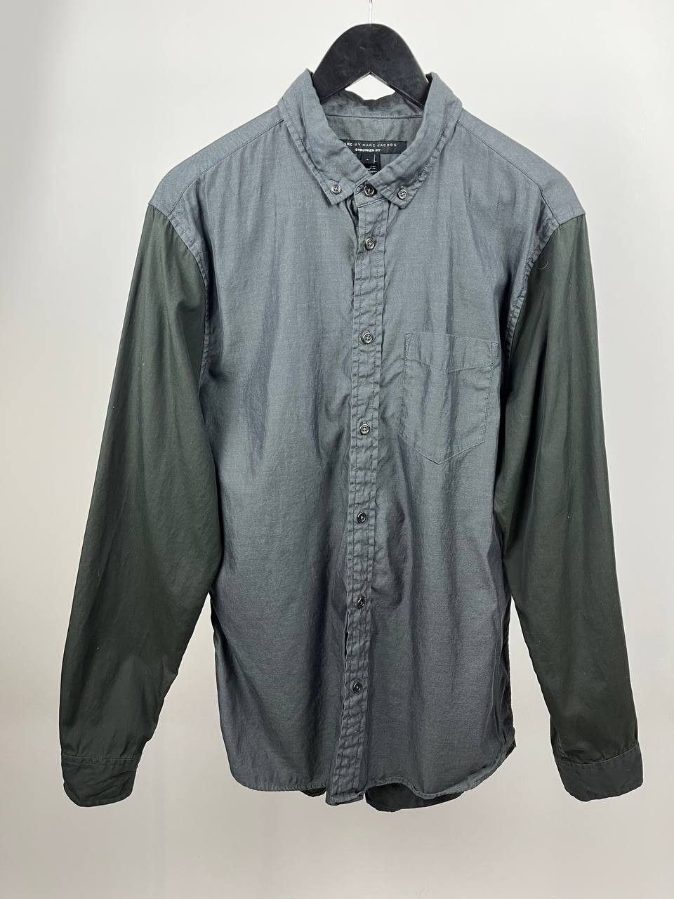 Marc by Marc Jacobs Marc By Marc Jacobs Gray Shirt Size L Size US L / EU 52-54 / 3 - 1 Thumbnail