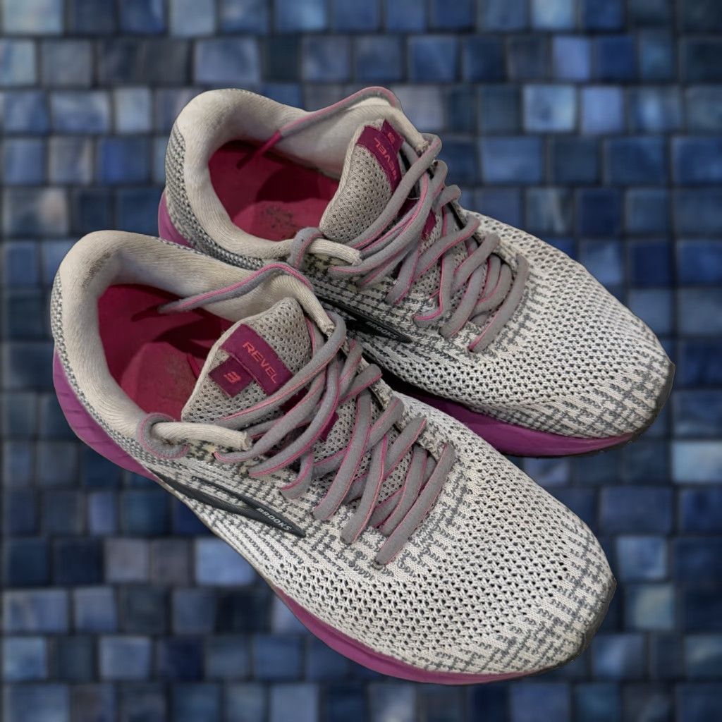 Brooks Brooks Revel Athletic Sneakers Womens Size 8 Gray Purple Running 1203021B034 Low Top Shoes Logo Modern Sportwear Sneakers Women Size US 6 / IT 36 - 1 Thumbnail