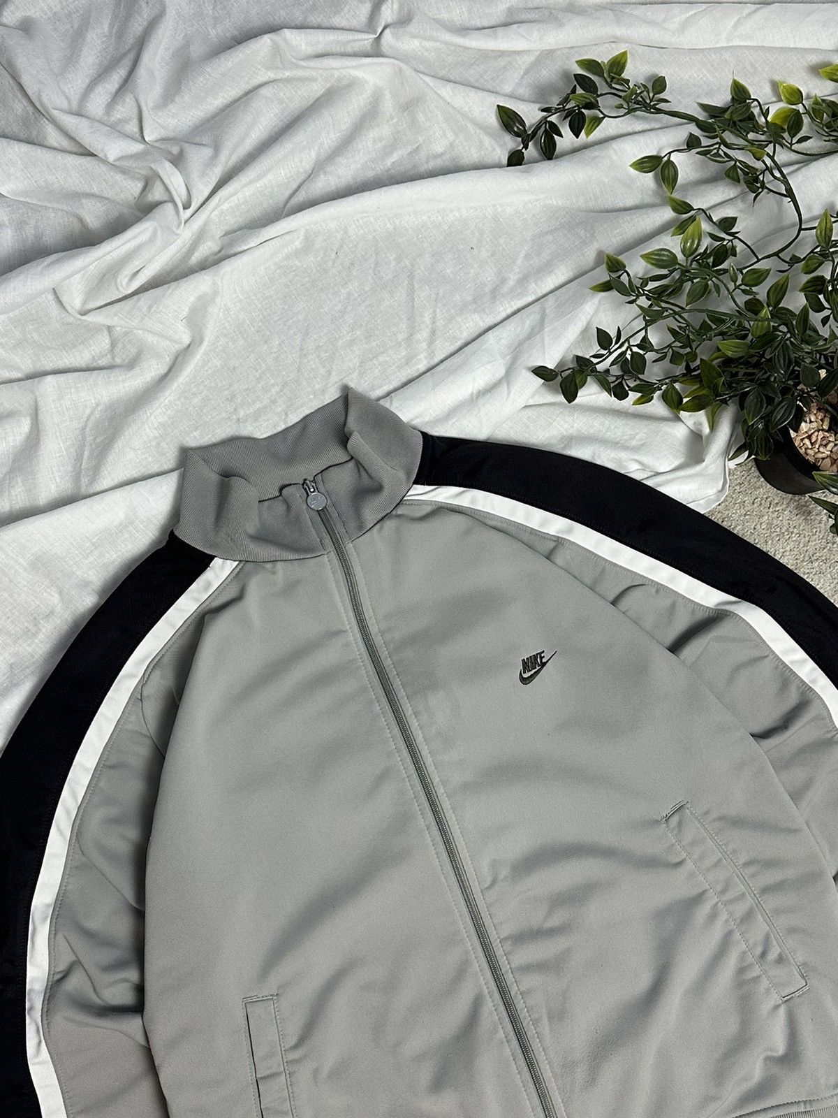 Nike × Vintage Vintage Nike truck olympic zip sweatshirt Size US M / EU 48-50 / 2 - 4 Thumbnail