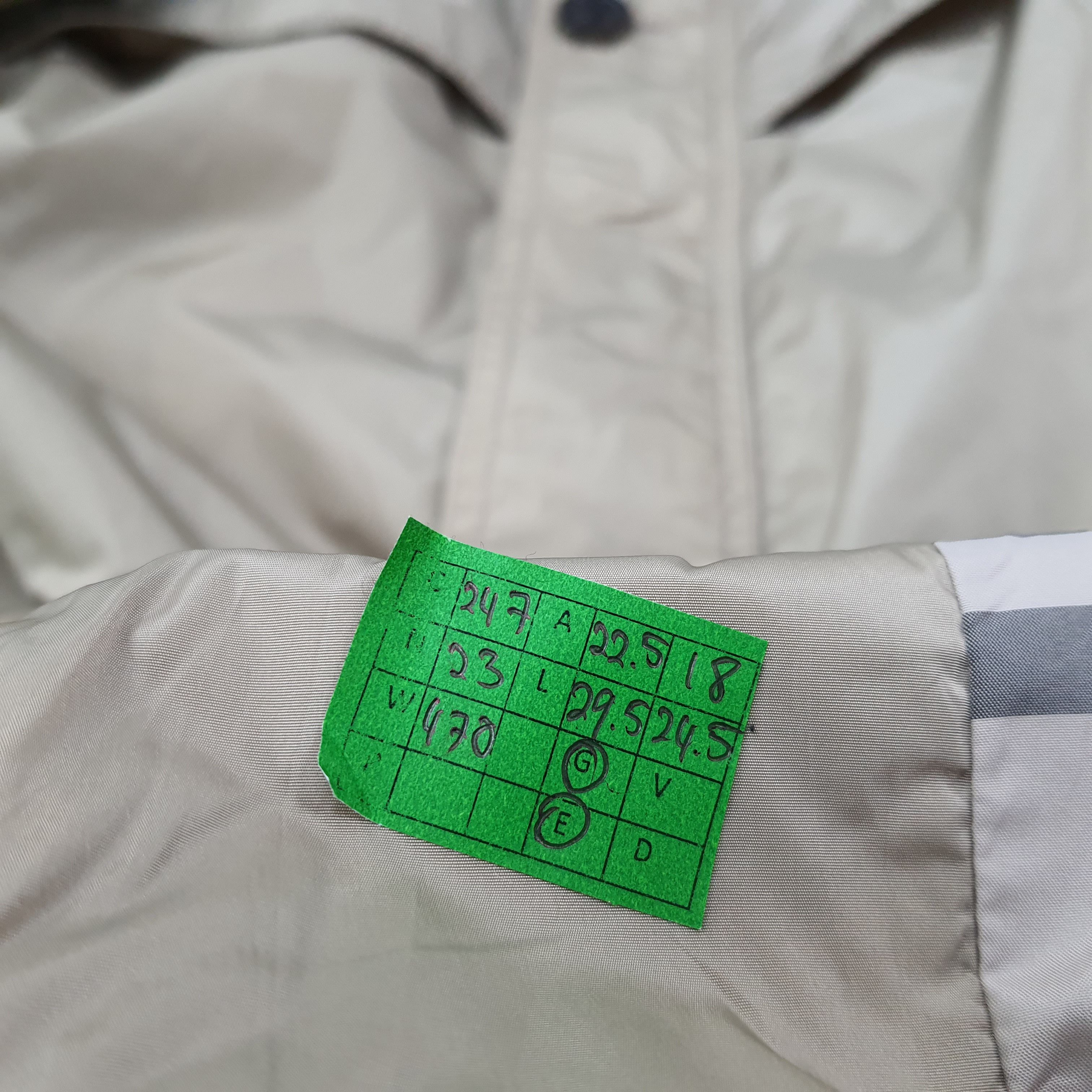 Burberry Vintage Burberry London Custom Logo Jacket C247N23 Size US M / EU 48-50 / 2 - 8 Thumbnail