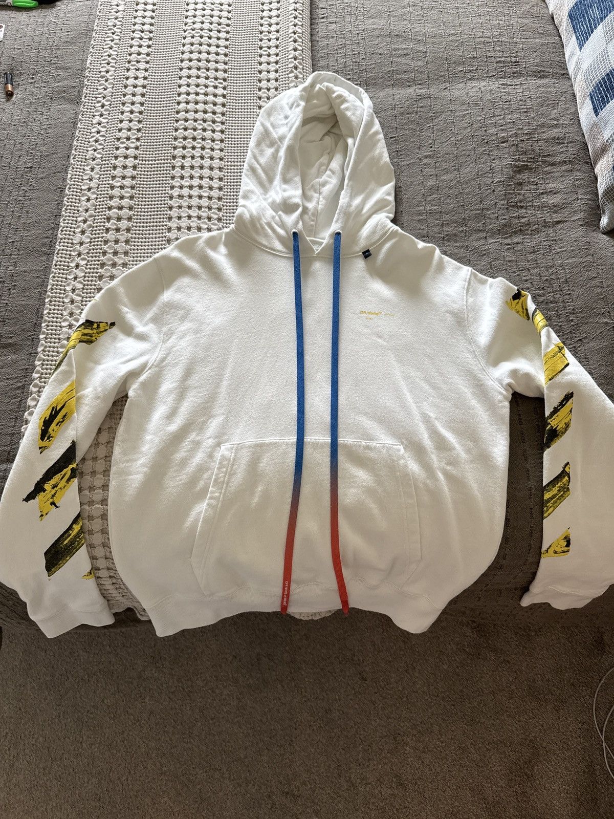 Off-White Off-White Acrylic Arrows Hoodie Sz L Size US L / EU 52-54 / 3 - 2 Thumbnail