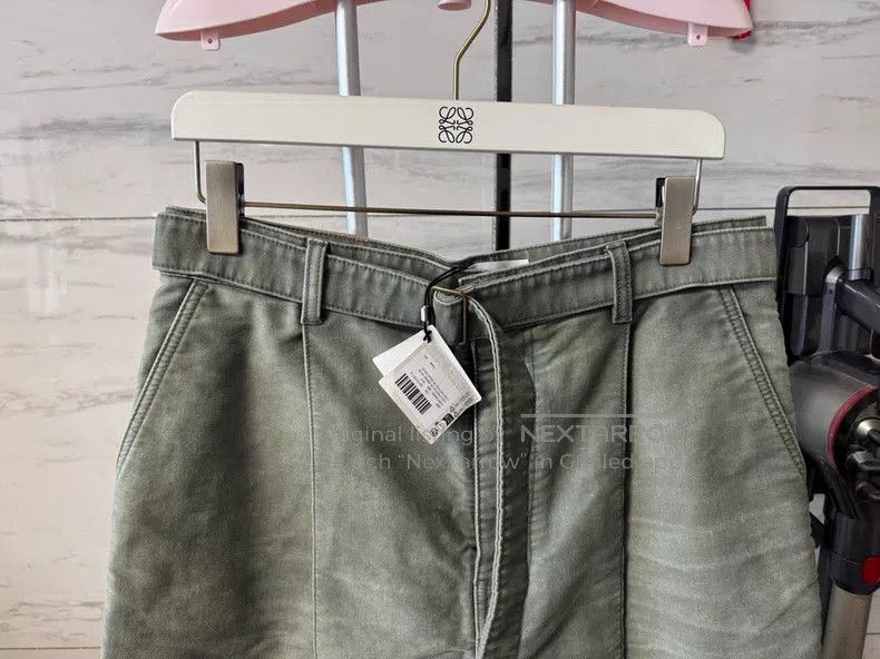 Loewe Loewe Men's casual pants, long pants Size US 34 / EU 50 - 8 Thumbnail