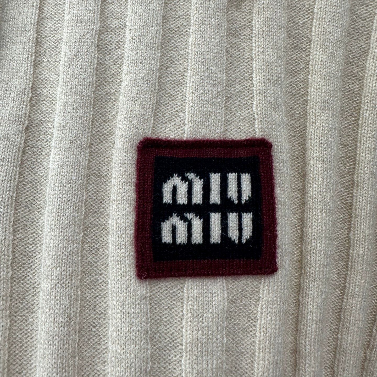 Miu Miu MIU MIU mar05 cashmere logo letter Polo 38 Size XS / US 0-2 / IT 36-38 - 6 Thumbnail