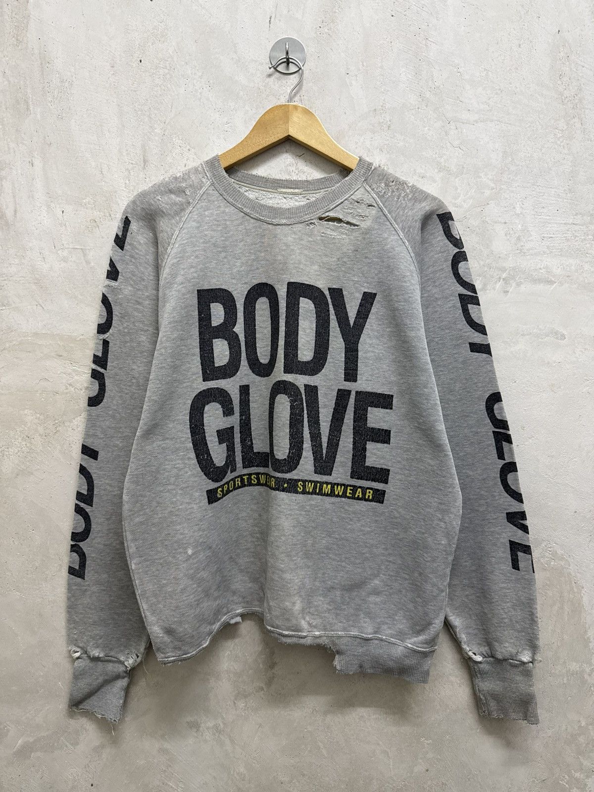 Body Glove × Vintage Thrashed Distressed Vintage OG Logo Body Glove Surf Brand Size US M / EU 48-50 / 2 - 1 Thumbnail