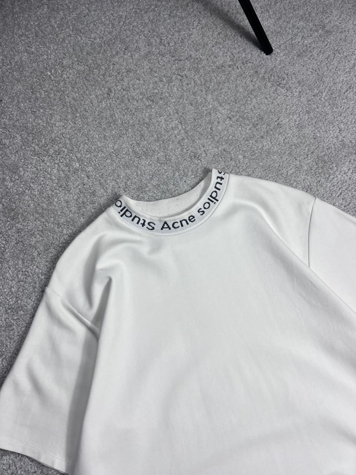 Acne Studios Acne Studios Navid Neck Logo White T Shirt Size M Size US M / EU 48-50 / 2 - 5 Thumbnail