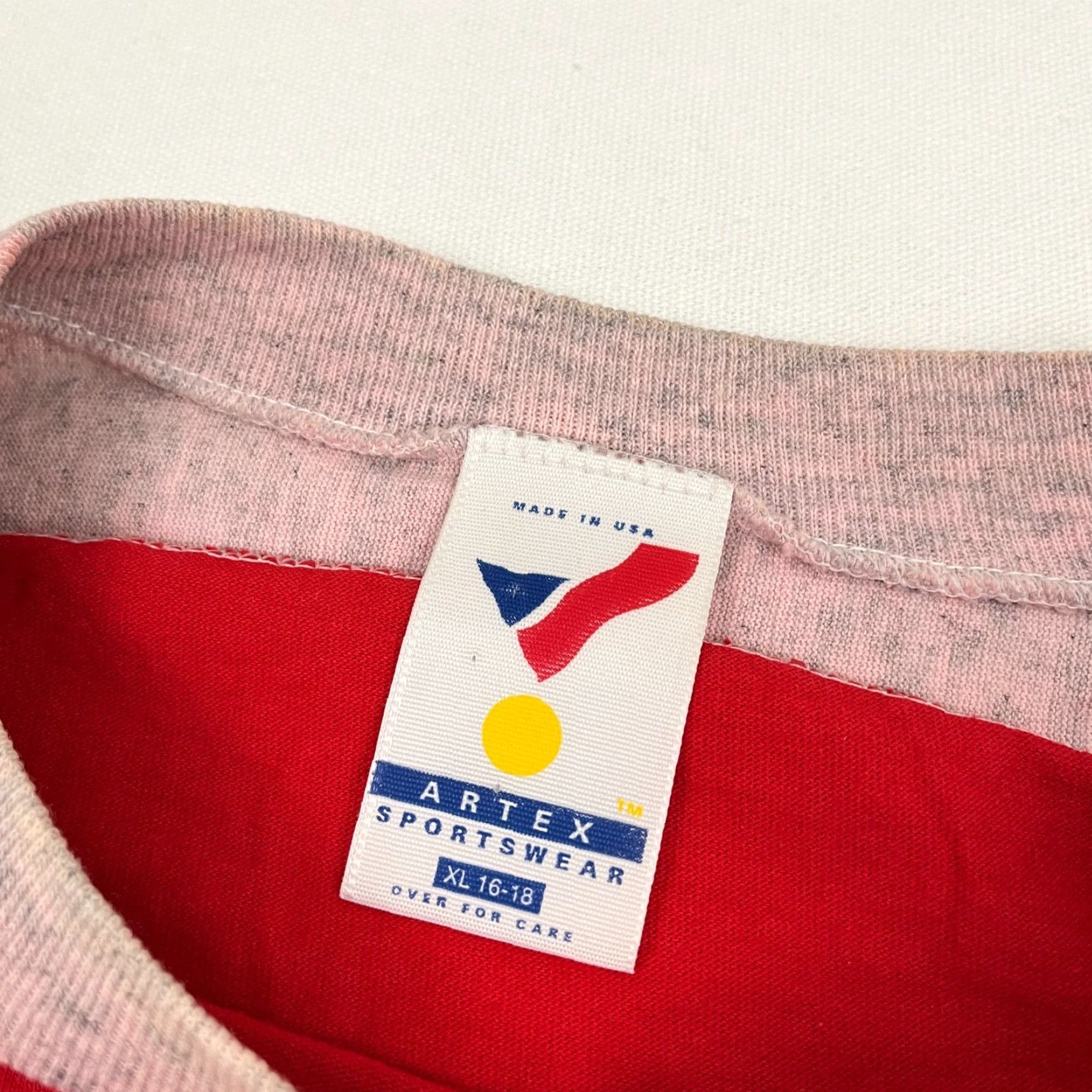 Vintage VTG 90s Chicago Bulls Graphic T-Shirt Mens M/L Retro Throwback USA Shirt Adult M Red Cotton Logo 3/4 Sleeve Crew Neck Sports 90s Mens Size US M / EU 48-50 / 2 - 3 Thumbnail