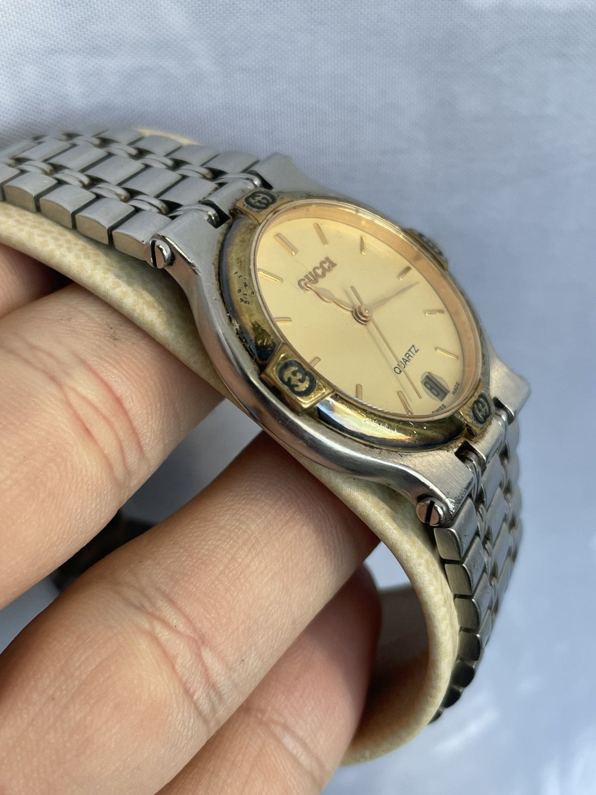 Gucci Gucci Watch 9000M Size ONE SIZE - 7 Thumbnail