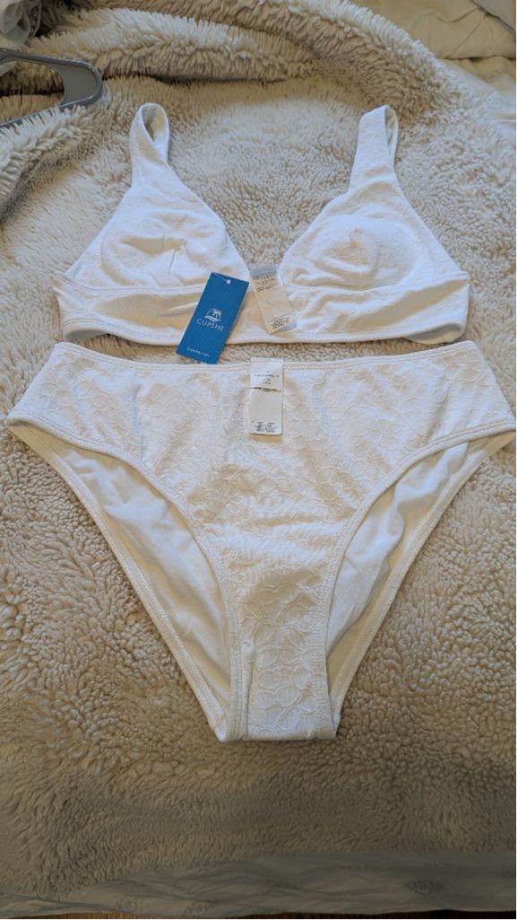 Designer Women's Cupshe Swimsuit Set Size M White Size M / US 6-8 / IT 42-44 - 1 Thumbnail