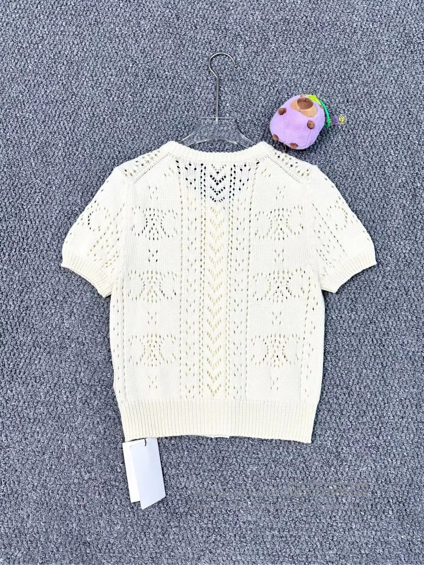 Celine Celine Openwork Logo Knit Short. Size M / US 6-8 / IT 42-44 - 2 Thumbnail