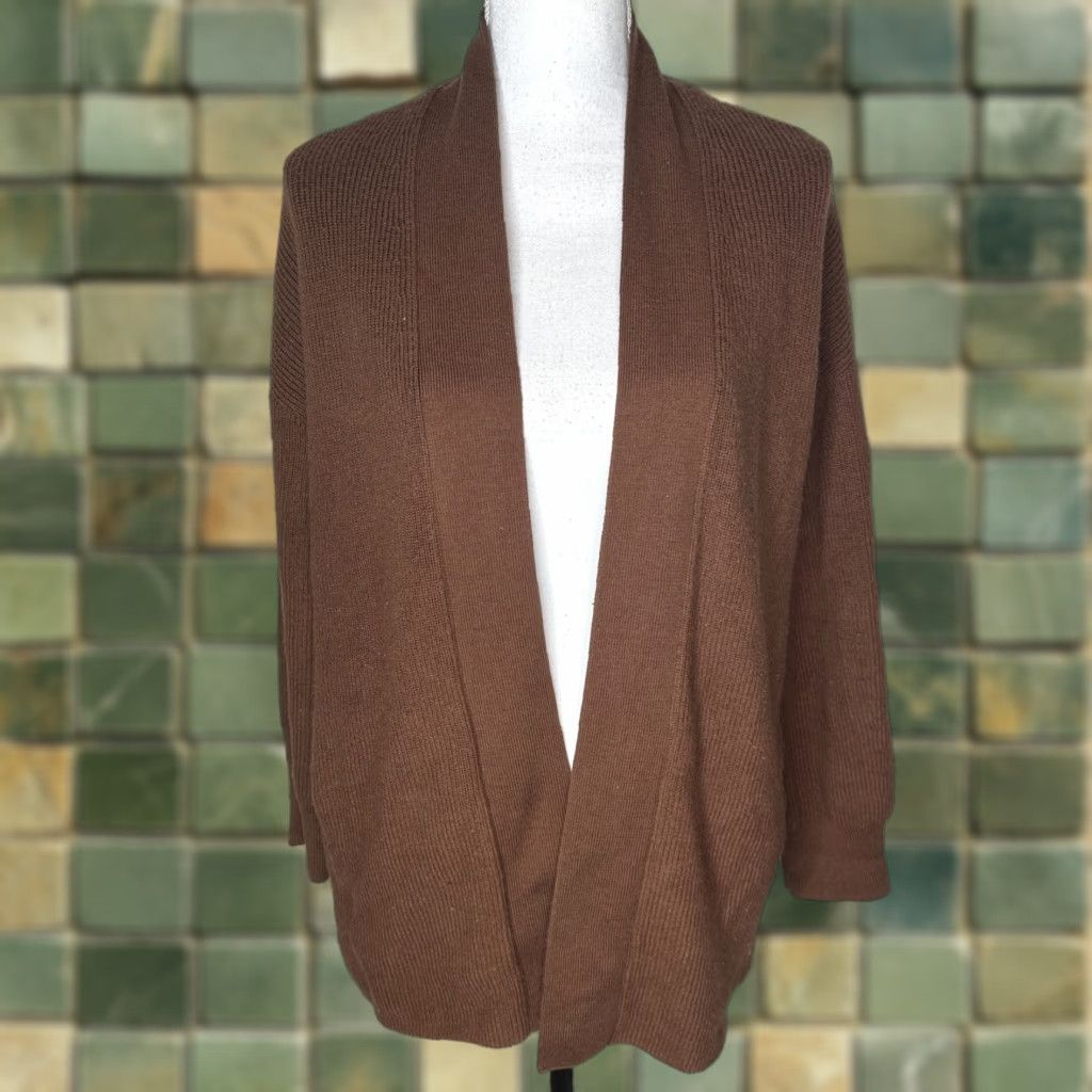 Lululemon Lululemon Cardigan Knit Sweater Raglan Sleeve Open Pockets Brown Wool Blend Lightweight City Minimalist 4 Women Winter Spring Fall Size S / US 4 / IT 40 - 1 Thumbnail