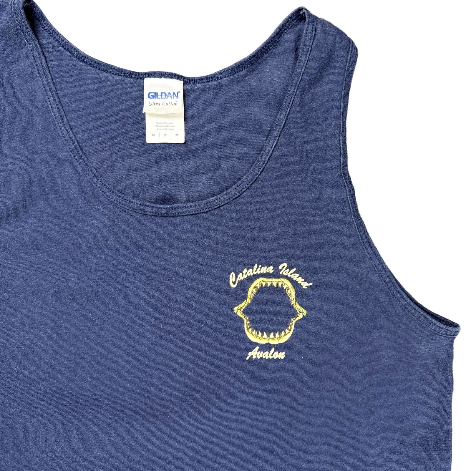 Gildan Vintage Gildan Catalina Island Bite Me Tank Top M Size US M / EU 48-50 / 2 - 4 Thumbnail