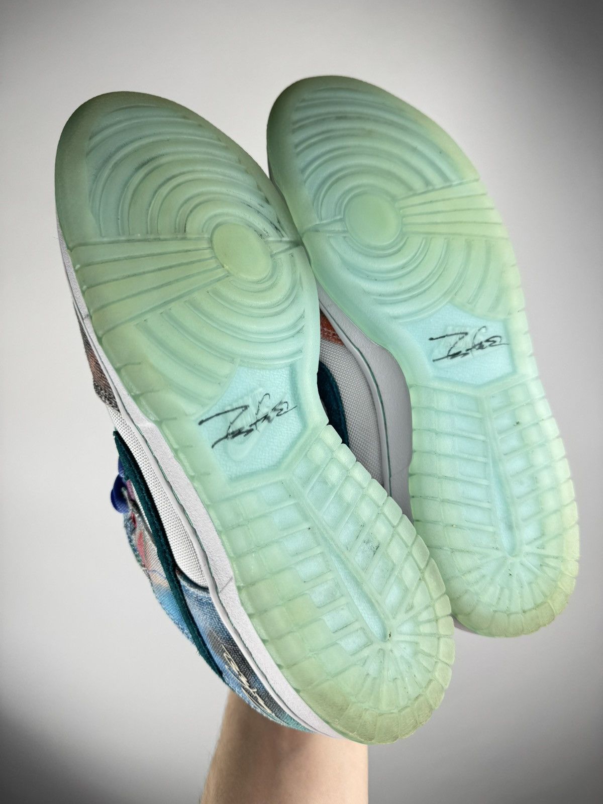 Nike Nike SB Dunk Low x Futura Laboratories Bleached Aqua Size US 6 / IT 36 - 8 Thumbnail