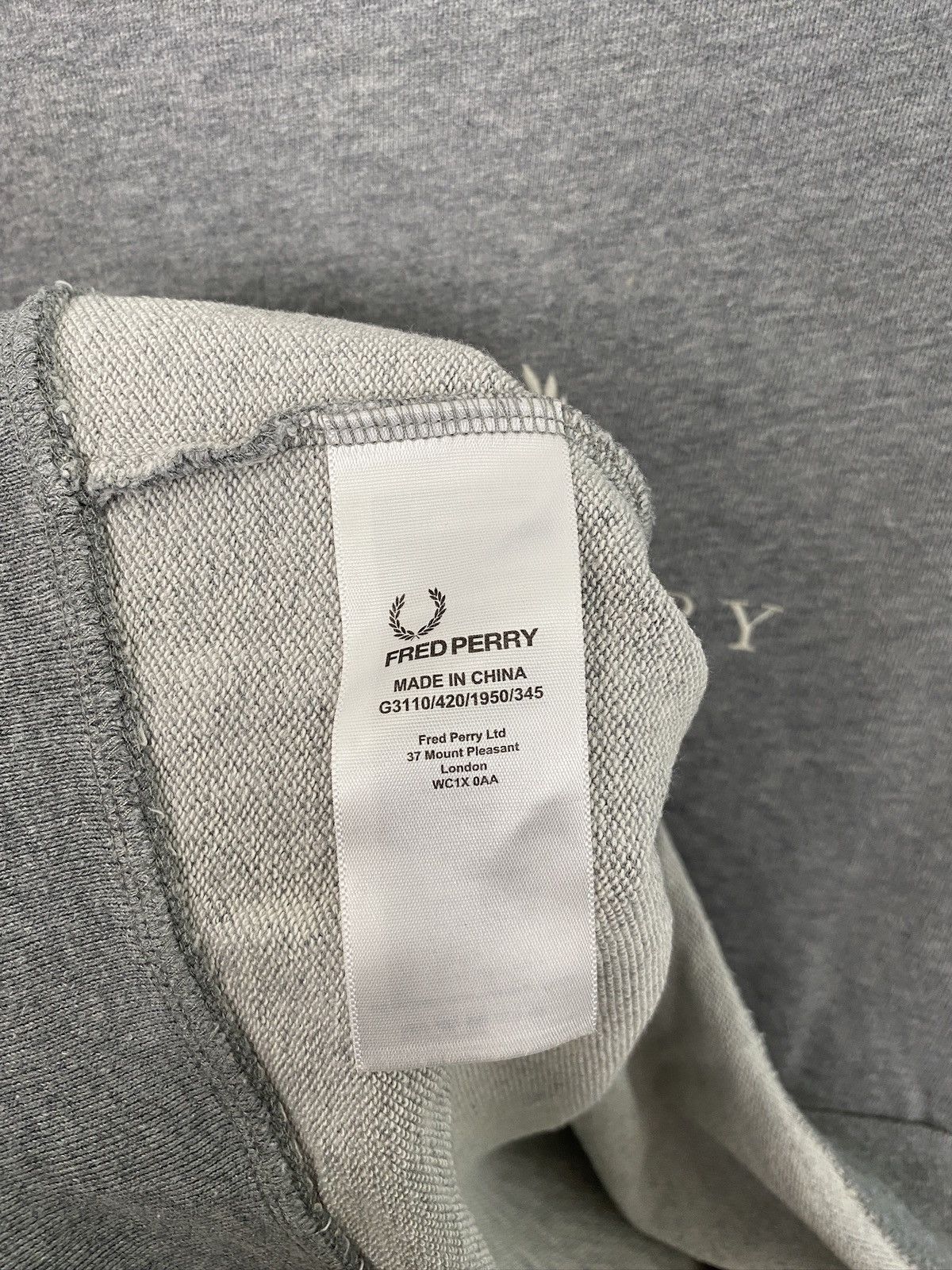 Fred Perry Vintage sweatshirt Fred Perry big logo y2k sweater Size US S / EU 44-46 / 1 - 6 Thumbnail
