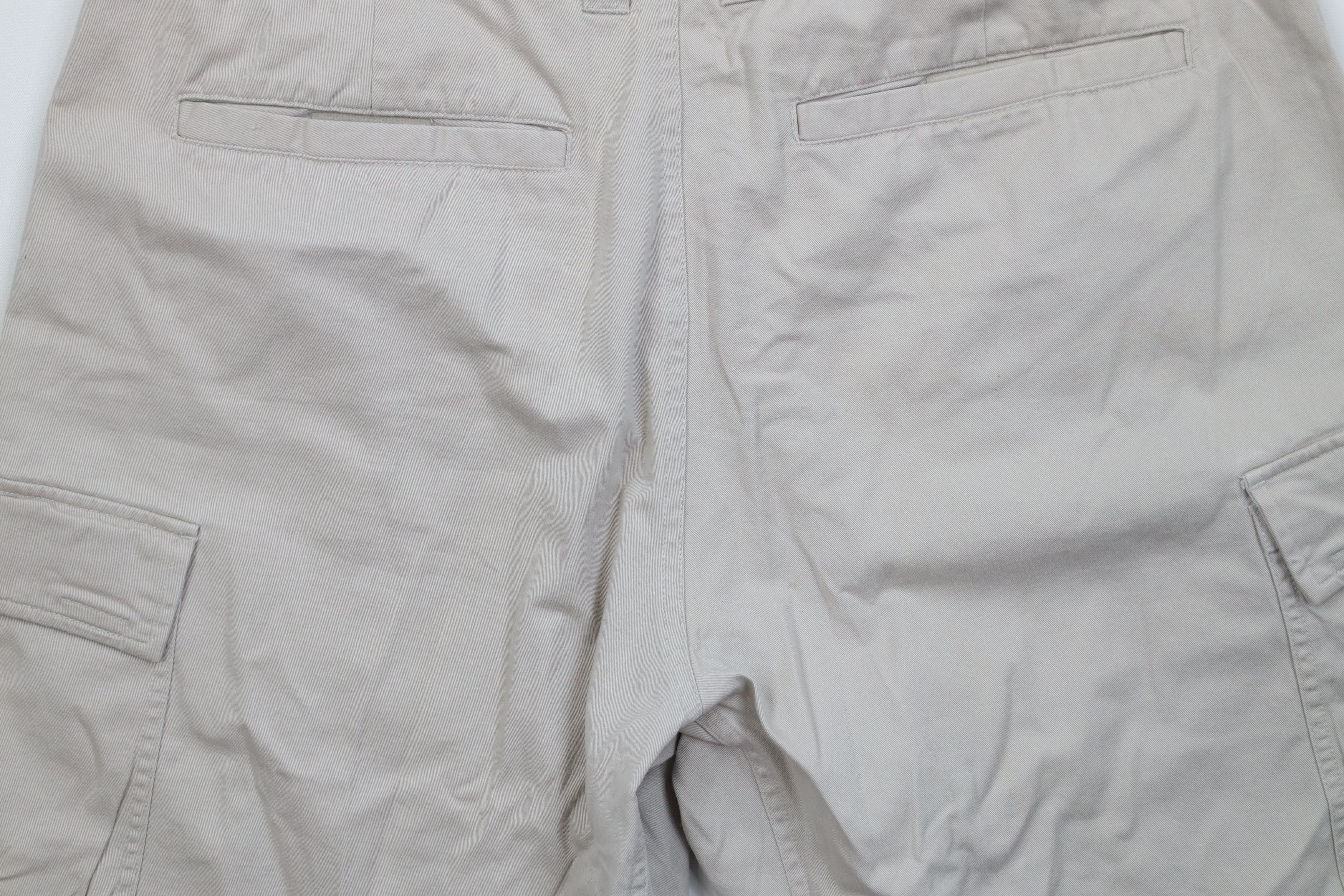 Columbia Vintage Columbia Spell Out Relaxed Cargo Shorts Beige Cotton Size US 38 / EU 54 - 12 Thumbnail