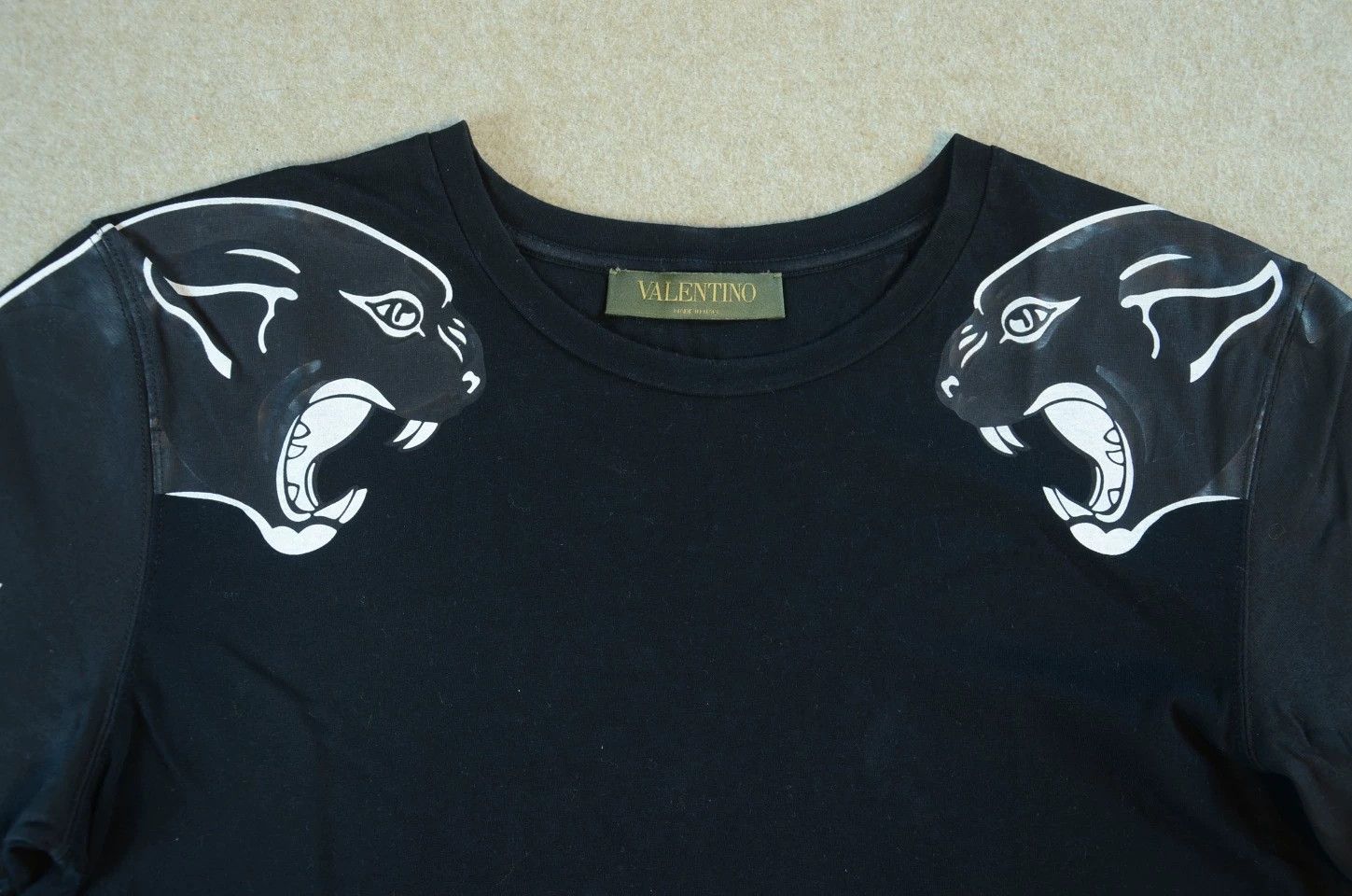 Valentino Valentino Runway Panther Print Short Sleeve T XS LightWear Size XS / US 0-2 / IT 36-38 - 3 Thumbnail