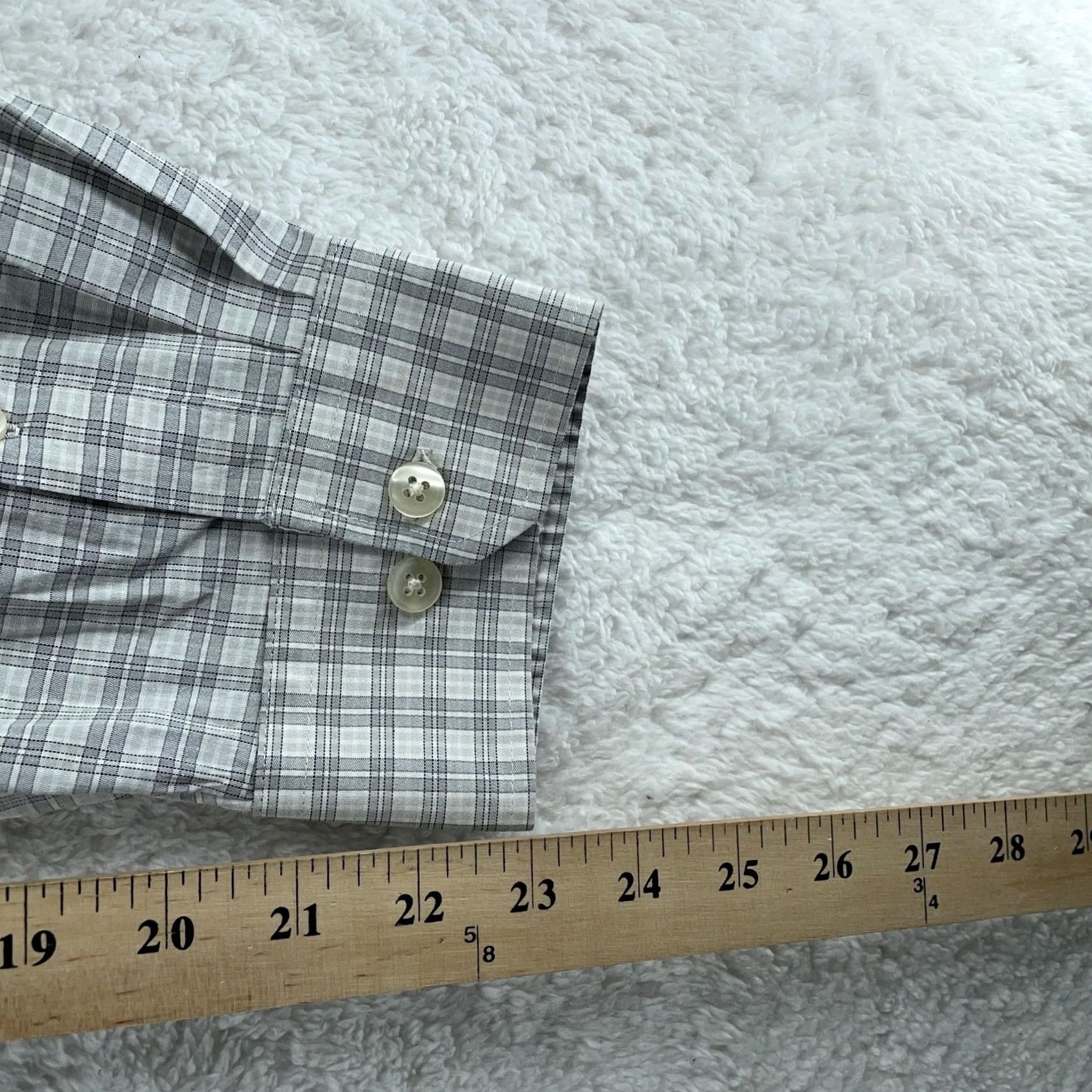 Van Heusen Van Heusen Traveler Shirt Mens 2XL Gray Plaid Long Sleeve Collared Button Up Size US XXL / EU 58 / 5 - 6 Thumbnail