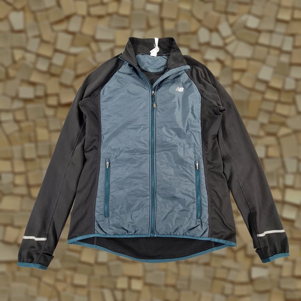 New Balance New Balance Womens Jacket Blue Black Medium 12 UK Full Zip Lightweight Jacket Womens, Activewear, 12 UK, Blue, Full Zip, Lightweight, Pockets Size M / US 6-8 / IT 42-44 - 1 Thumbnail