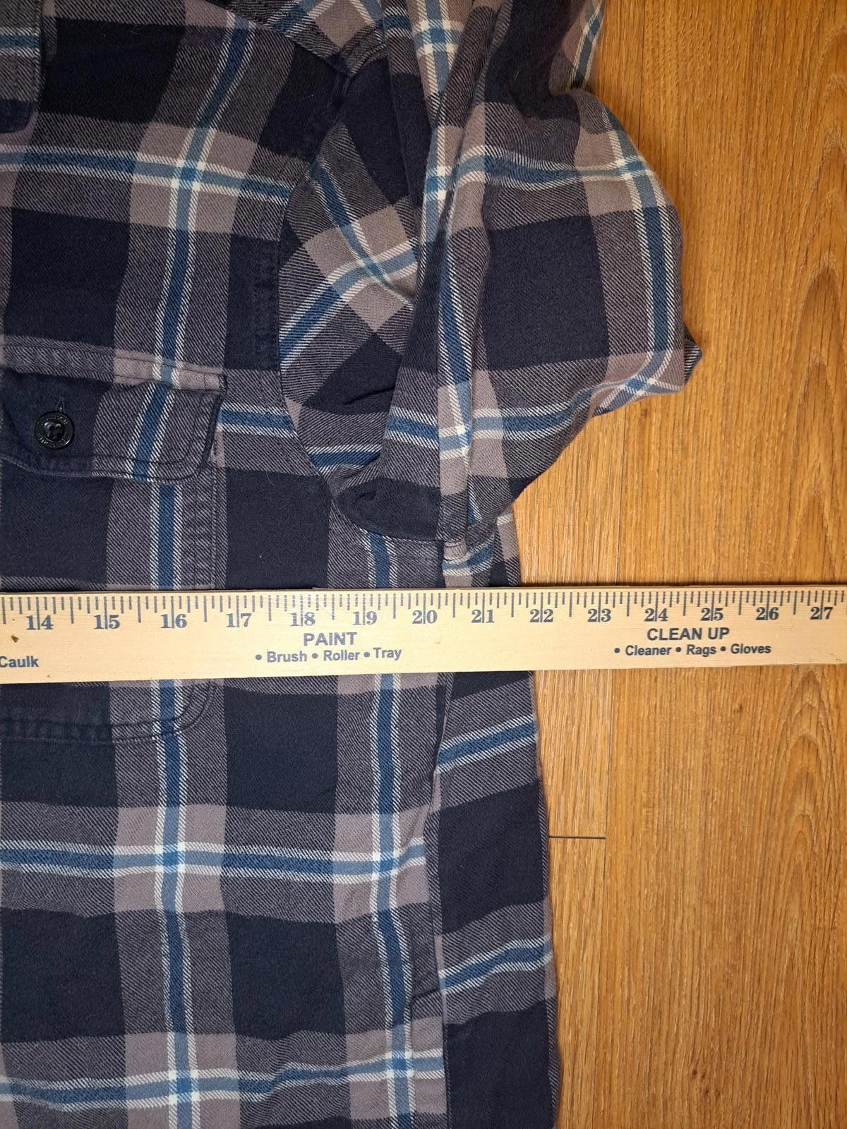 L.L. Bean LL Bean Jacket Mens Medium Gray Blue Plaid Cotton Flannel Size US M / EU 48-50 / 2 - 6 Thumbnail