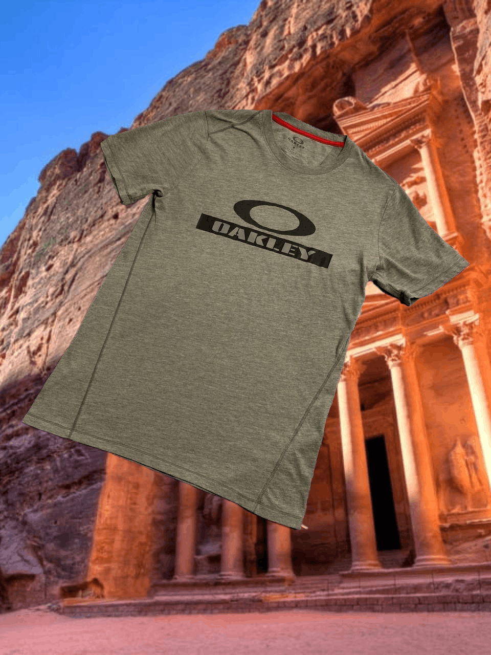 Oakley Streetwear T-Shirt Oakley big logo gray Y2K Vintage Size US S / EU 44-46 / 1 - 1 Thumbnail
