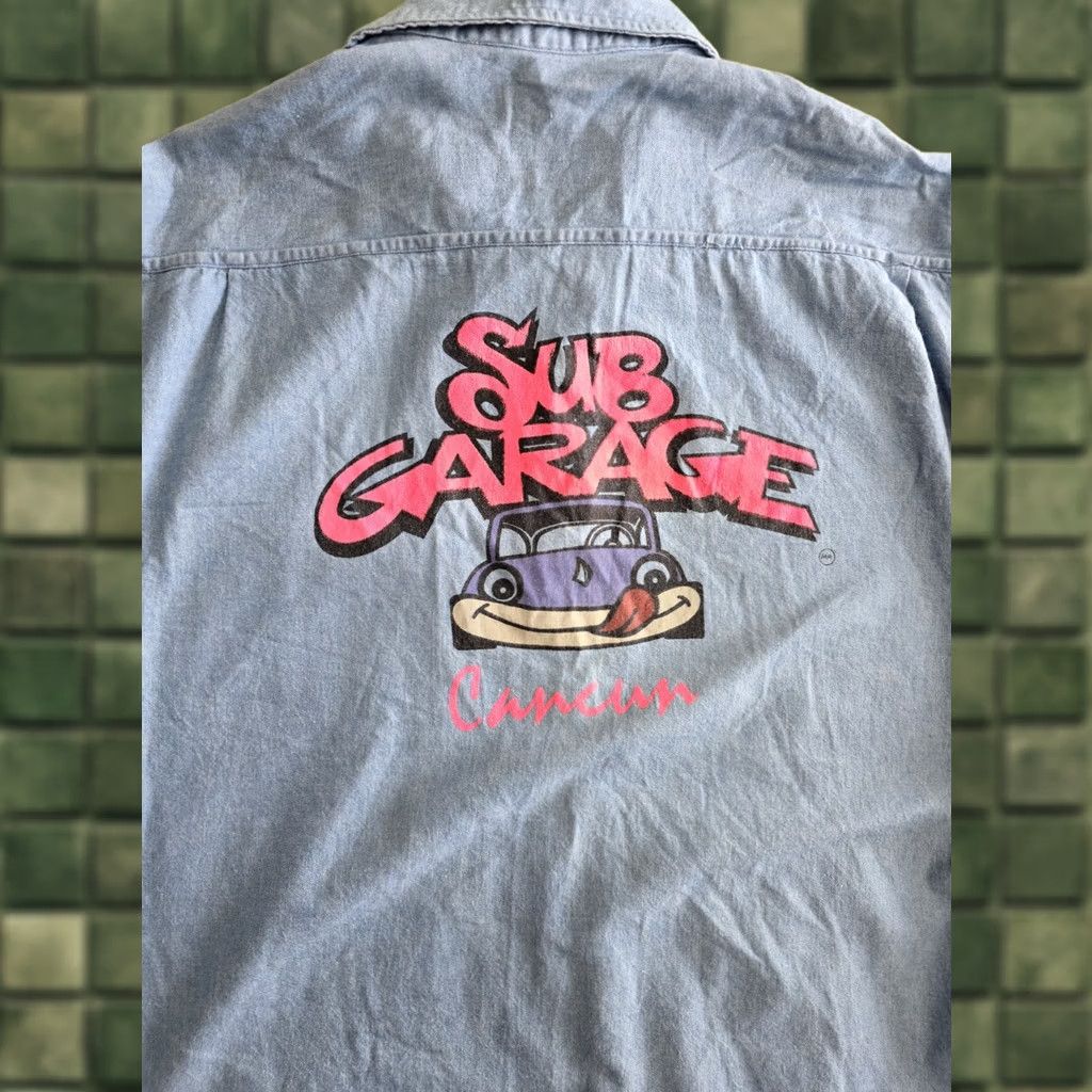 Garage Vintage 90s Favorit Sub Garage Cancun Mexico Mechanic Shirt Chambray Button-Front Short Sleeve XL Mens Blue Cotton Grunge 1990s Mexico Origin Size US XL / EU 56 / 4 - 1 Thumbnail