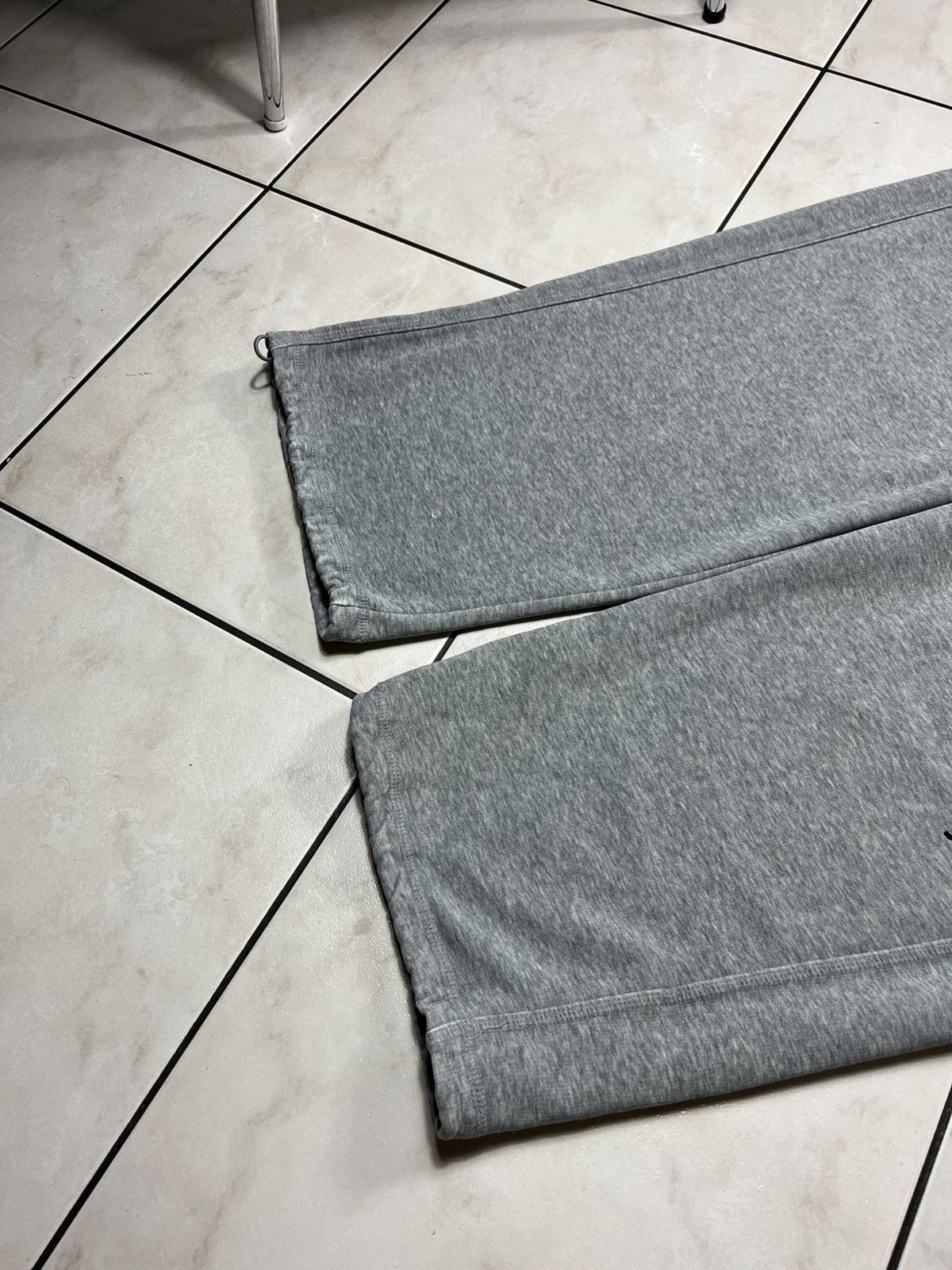Jordan Brand × Nike × Vintage Vintage Jordan nike y2k baggy sweatpants knee logo retro Size US 36 / EU 52 - 12 Thumbnail