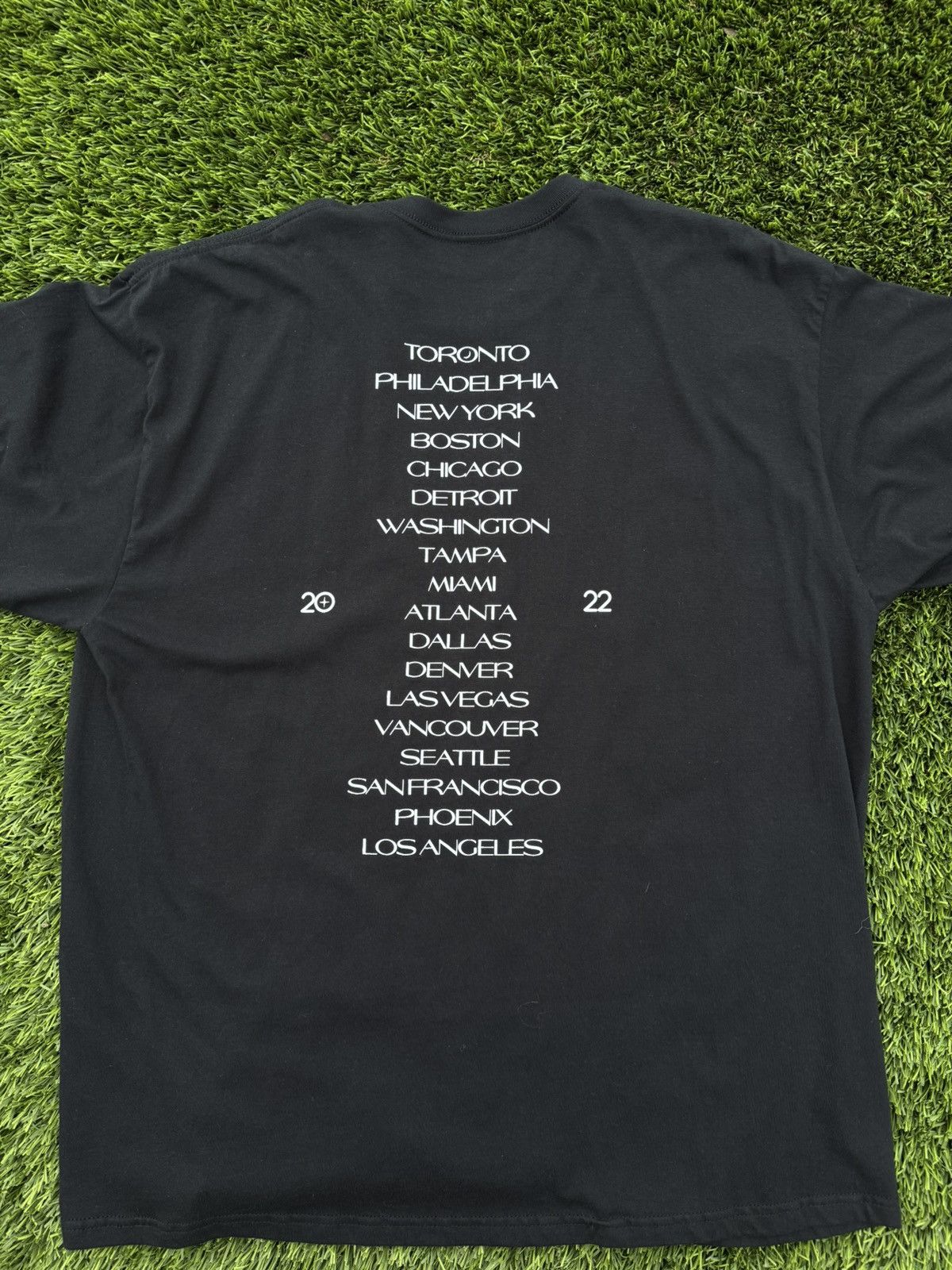 The Weeknd × XO The Weeknd Dawn FM Tour Tee Size US XXL / EU 58 / 5 - 2 Thumbnail