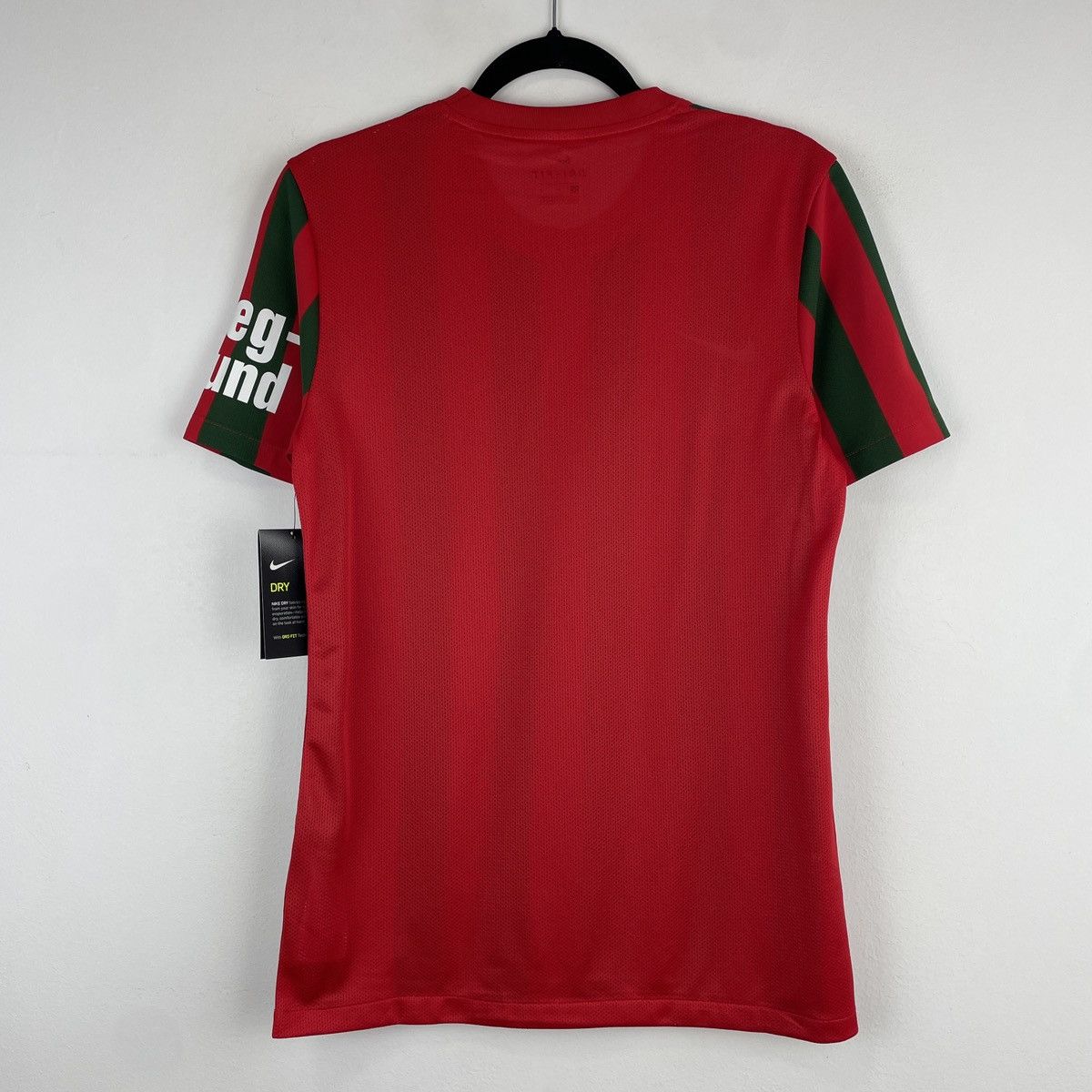 Nike FC Augsburg Home Nike Men’s Jersey Shirt 2021/2022 size S Size US S / EU 44-46 / 1 - 6 Thumbnail