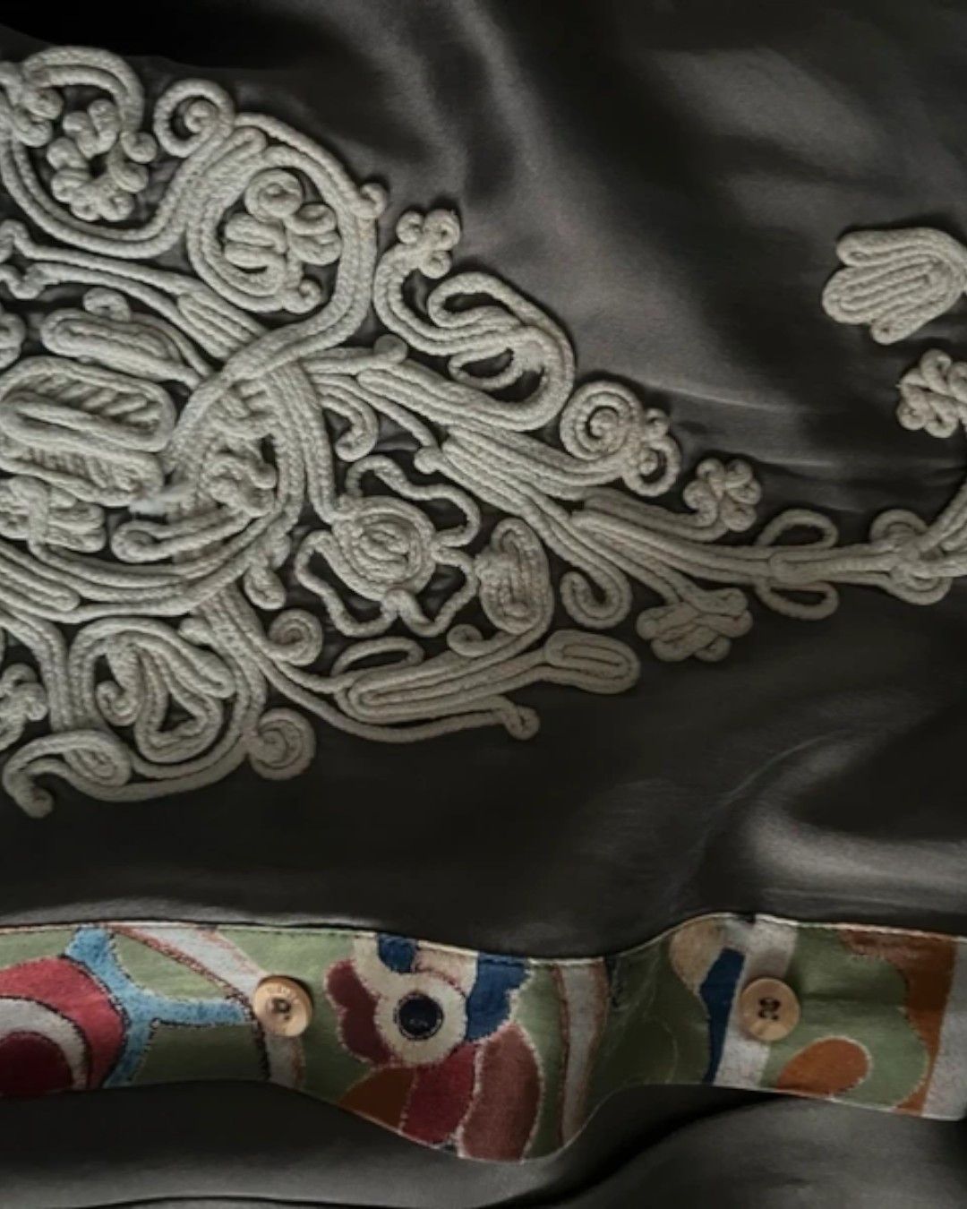 Roberto Cavalli RARE EMBROIDERY NAPOLEON LONG SLEEVE SILK SHIRT Size US M / EU 48-50 / 2 - 4 Thumbnail