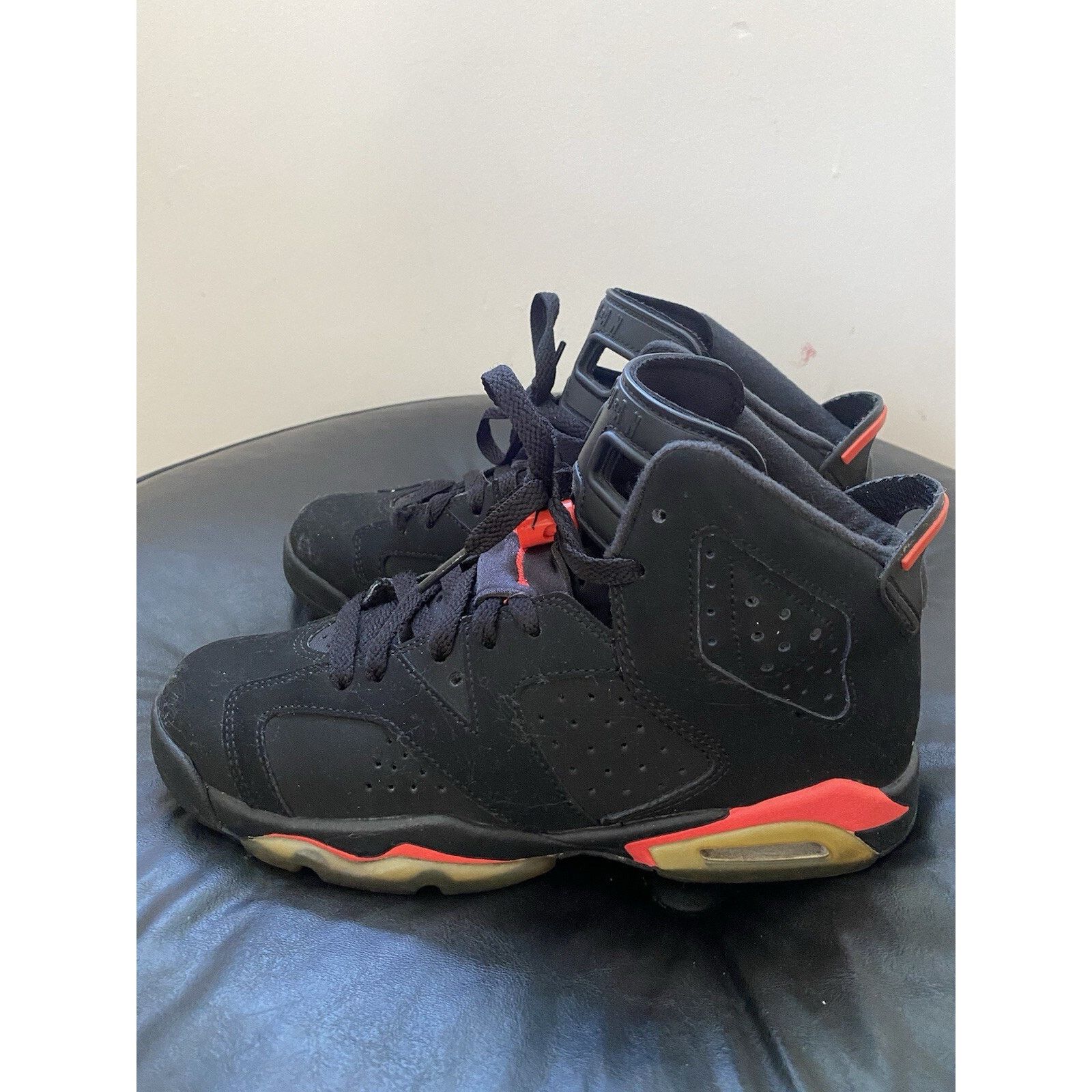Nike Nike Jordan 6 Retro Infrared Black Red 2014 GS Youth Size 6Y Size US 6 / EU 39 - 1 Thumbnail