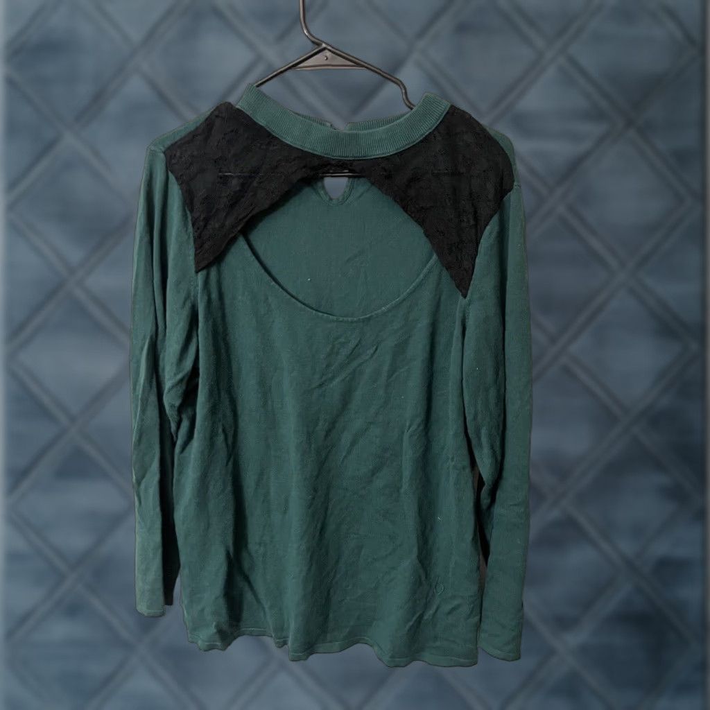 Torrid VINTAGE Torrid Womens Shirt Plus Size 2X Green Lace Keyhole Pullover Long Sleeve Top Girls Mens? Size XXL / US 16-18 / IT 52-54 - 1 Thumbnail